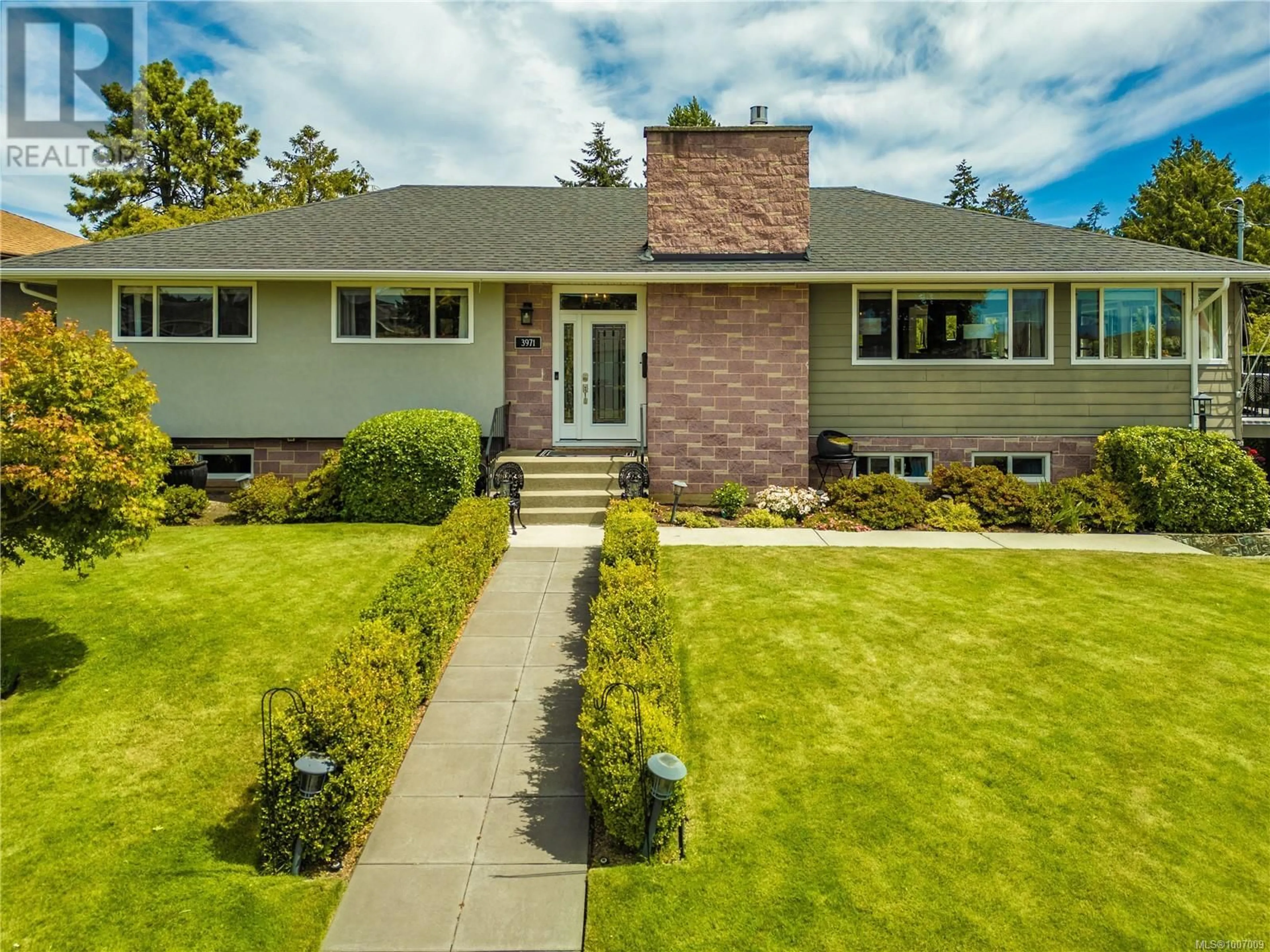 Home with brick exterior material, street for 3971 CHERRILEE CRESCENT, Saanich British Columbia V8N1R7