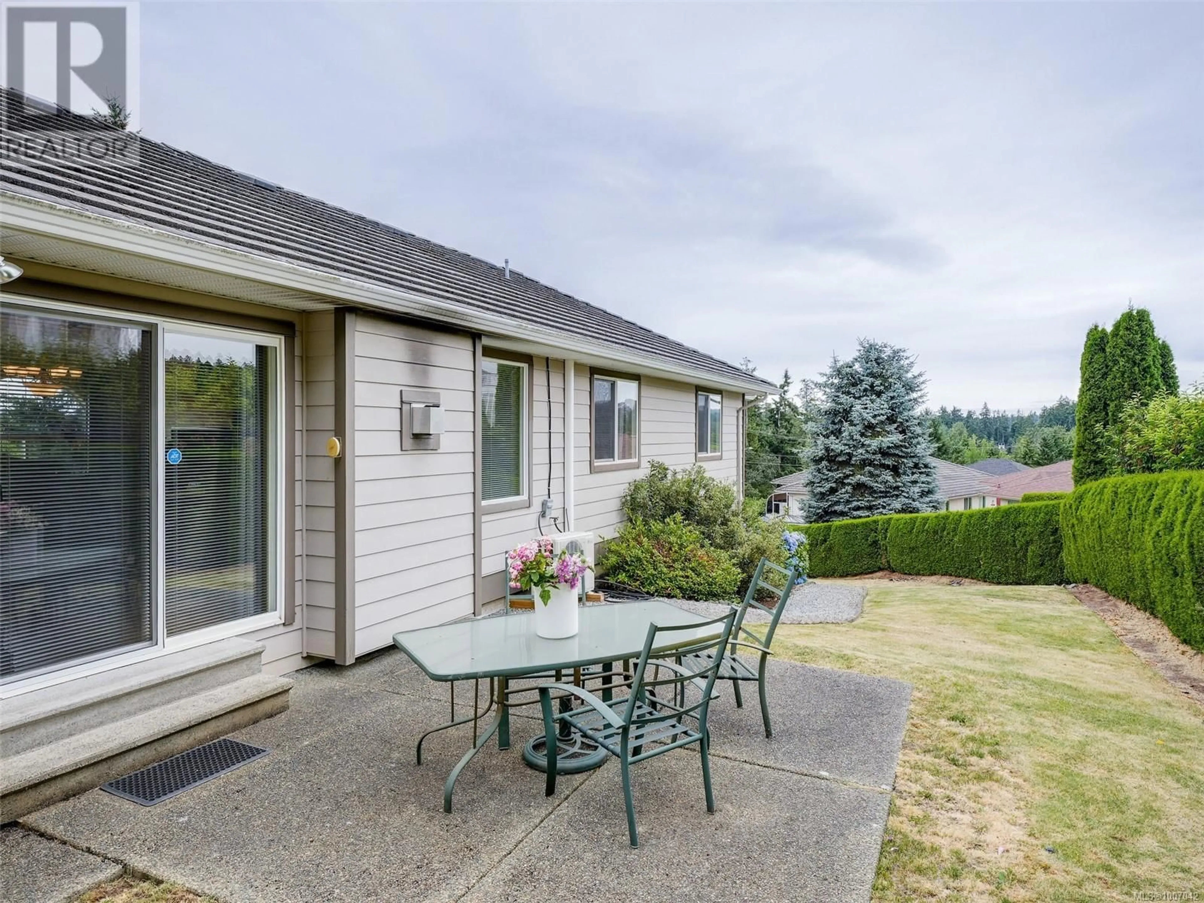 Home with vinyl exterior material, unknown for 2340 WATKISS WAY, View Royal British Columbia V9B6C9
