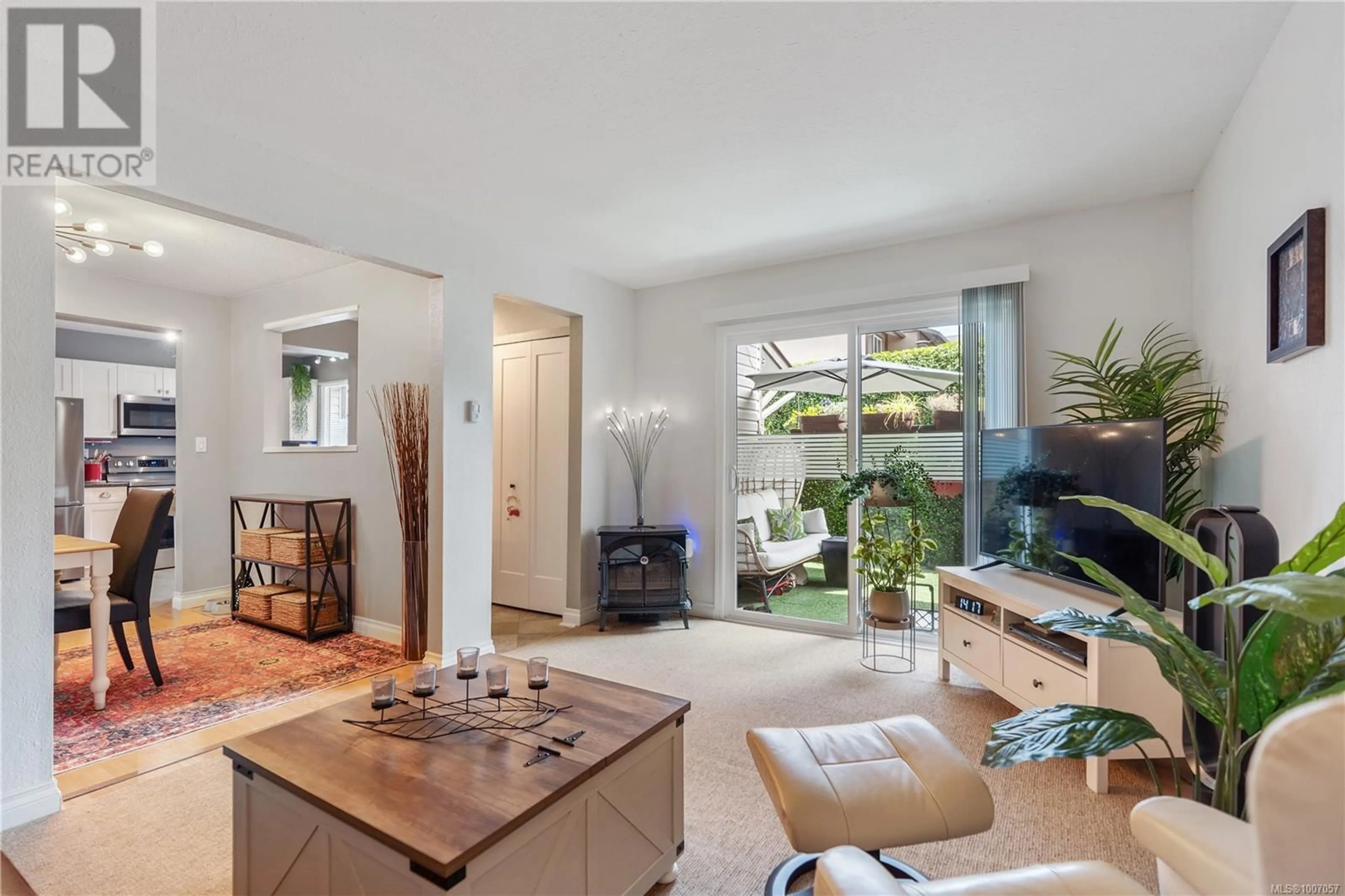 Living room with furniture, unknown for 48 - 1506 ADMIRALS ROAD, View Royal British Columbia V9A7B1