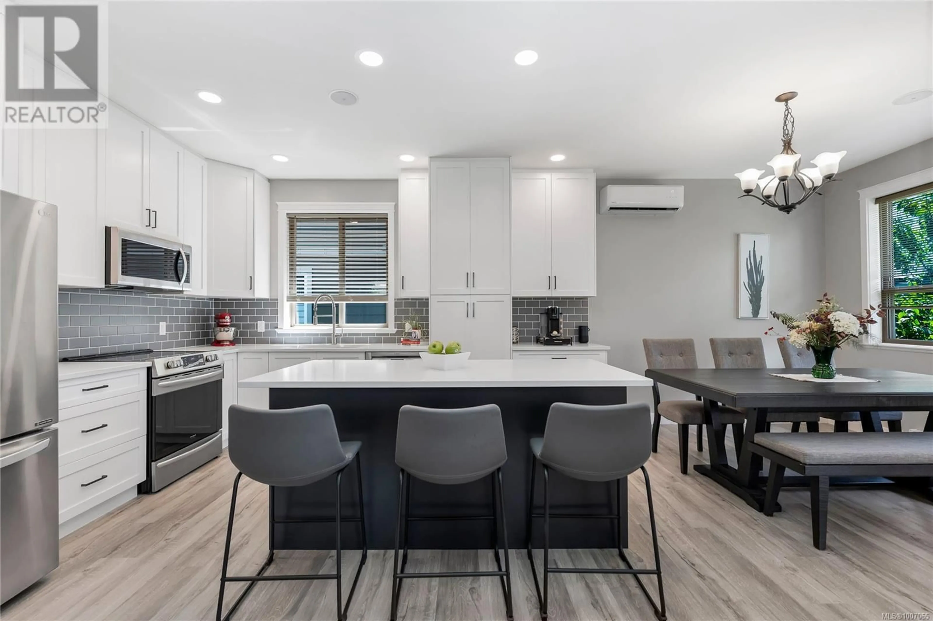 Open concept kitchen, ceramic/tile floor for 943 FIREHALL CREEK ROAD, Langford British Columbia V9C0A3