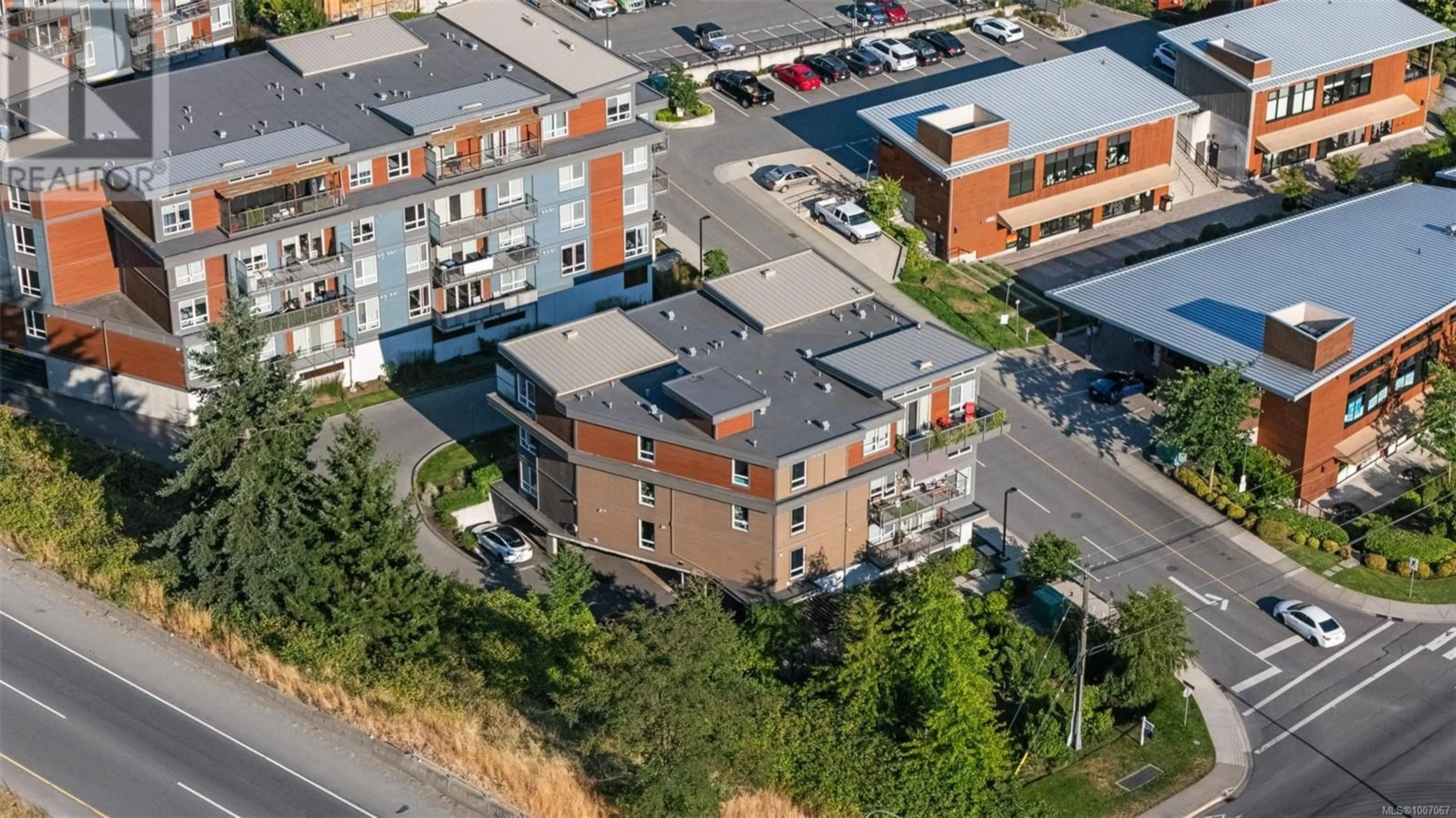 A pic from outside/outdoor area/front of a property/back of a property/a pic from drone, street for 301 - 100 PRESLEY PLACE, View Royal British Columbia V9B0H5