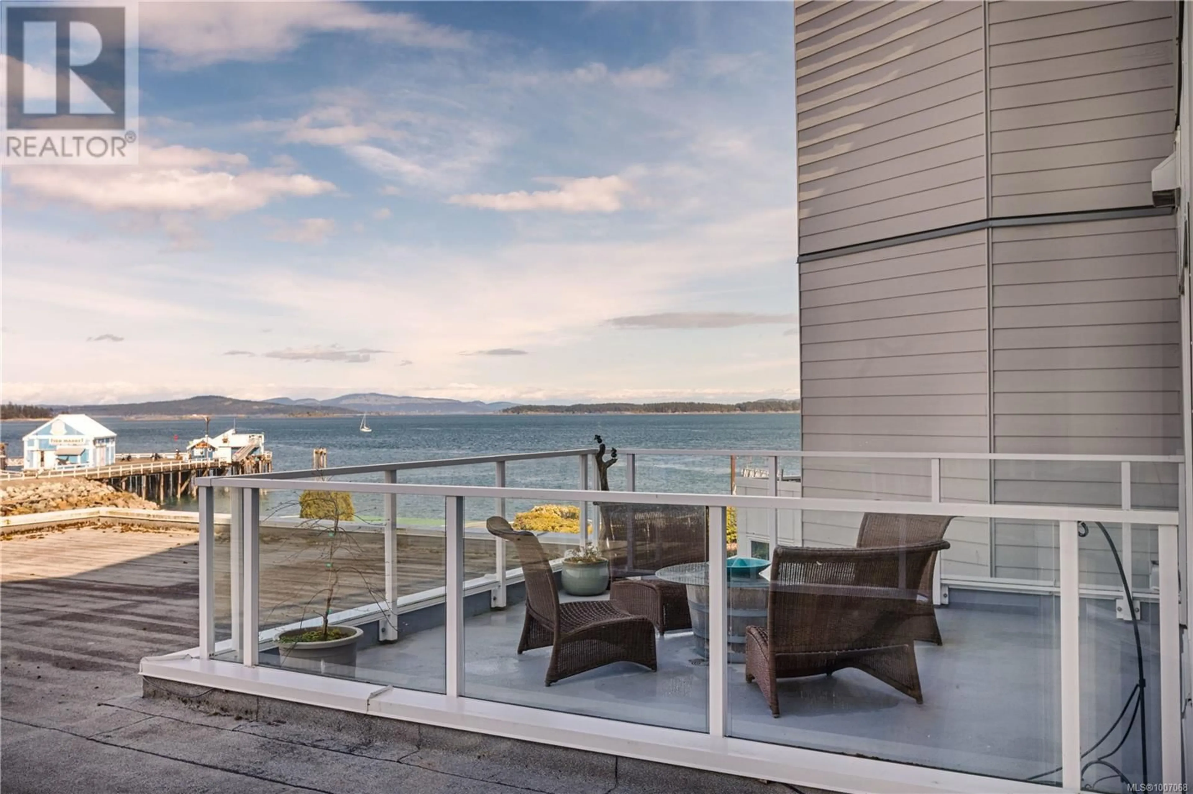 Patio, water/lake/river/ocean view for 202 - 2550 BEVAN AVENUE, Sidney British Columbia V8W1L6
