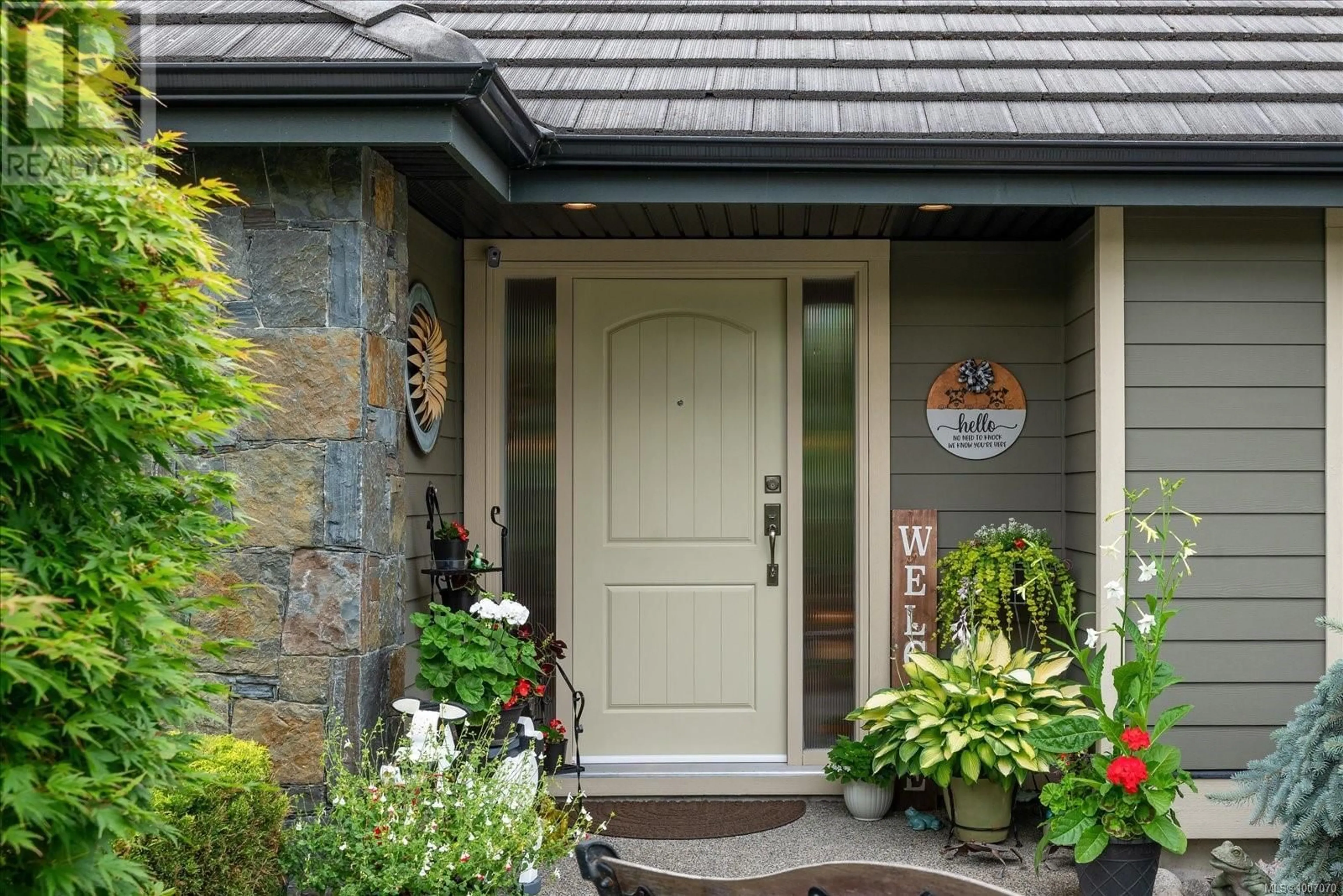 Indoor entryway for 513 WHEELER AVENUE, Parksville British Columbia V9P1G5