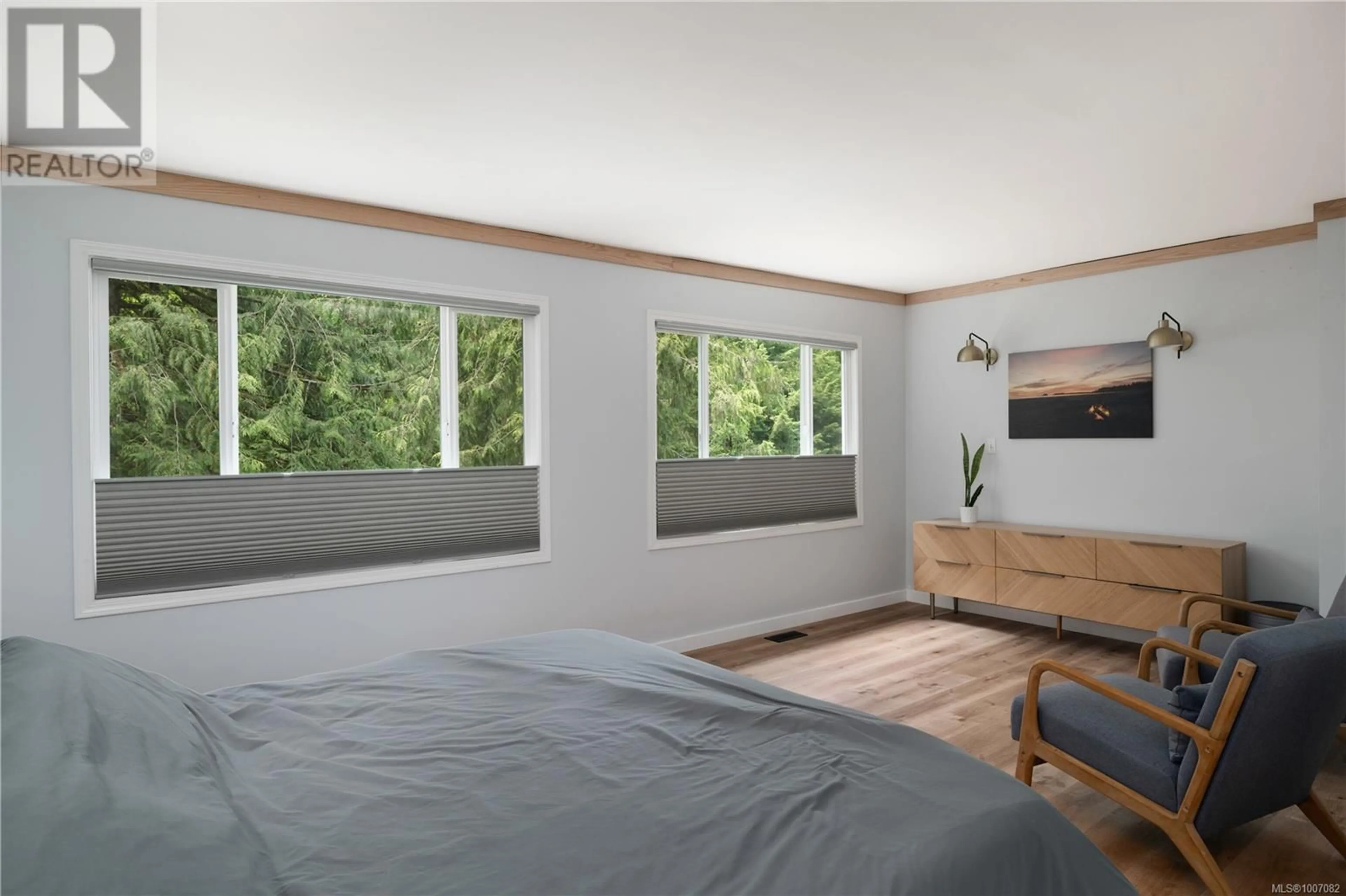 Bedroom with bed, wood/laminate floor for 1885 VERLON ROAD, Shawnigan Lake British Columbia V0R2W5