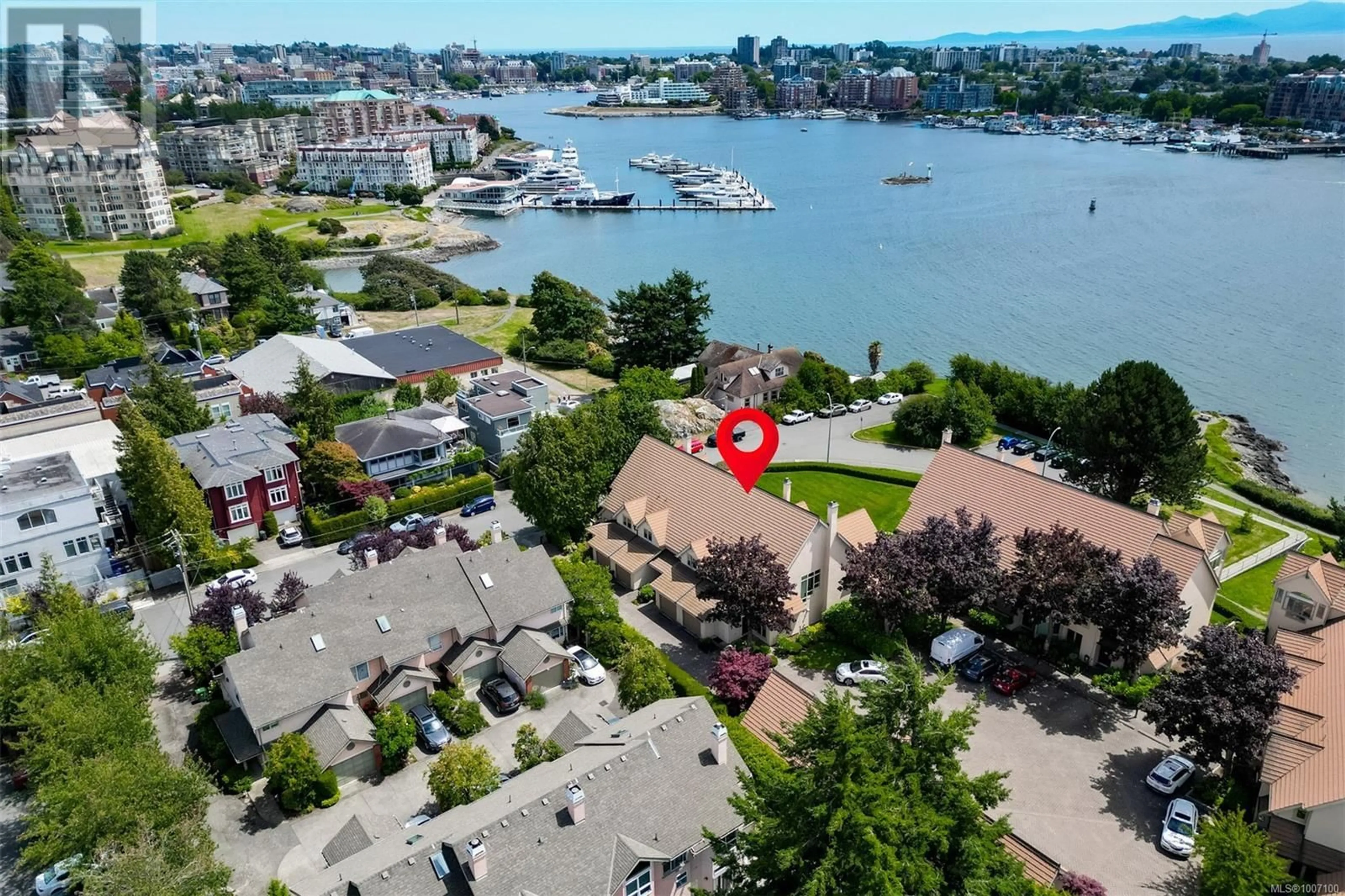 A pic from outside/outdoor area/front of a property/back of a property/a pic from drone, water/lake/river/ocean view for 140 - 210 RUSSELL STREET, Victoria British Columbia V9A3X2