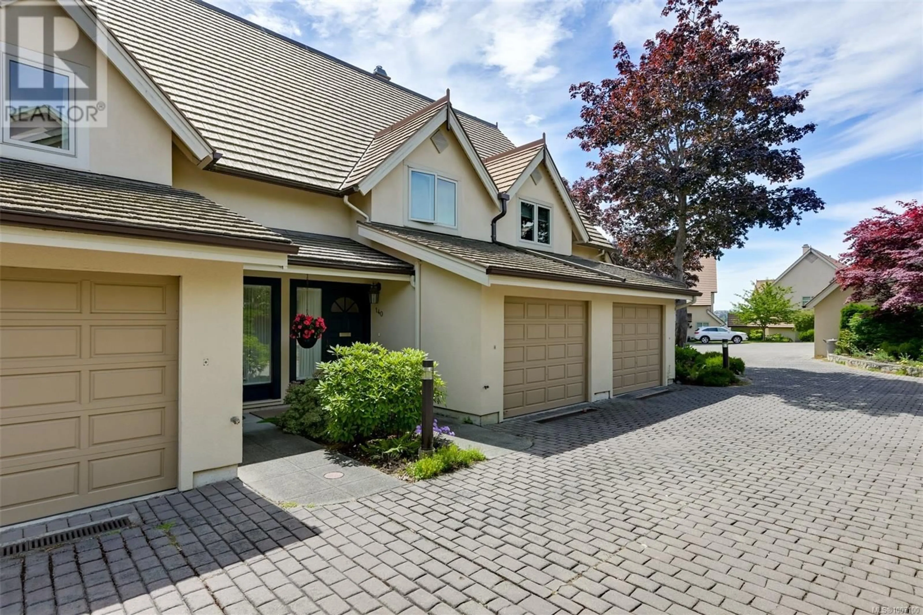 Unknown for 140 - 210 RUSSELL STREET, Victoria British Columbia V9A3X2