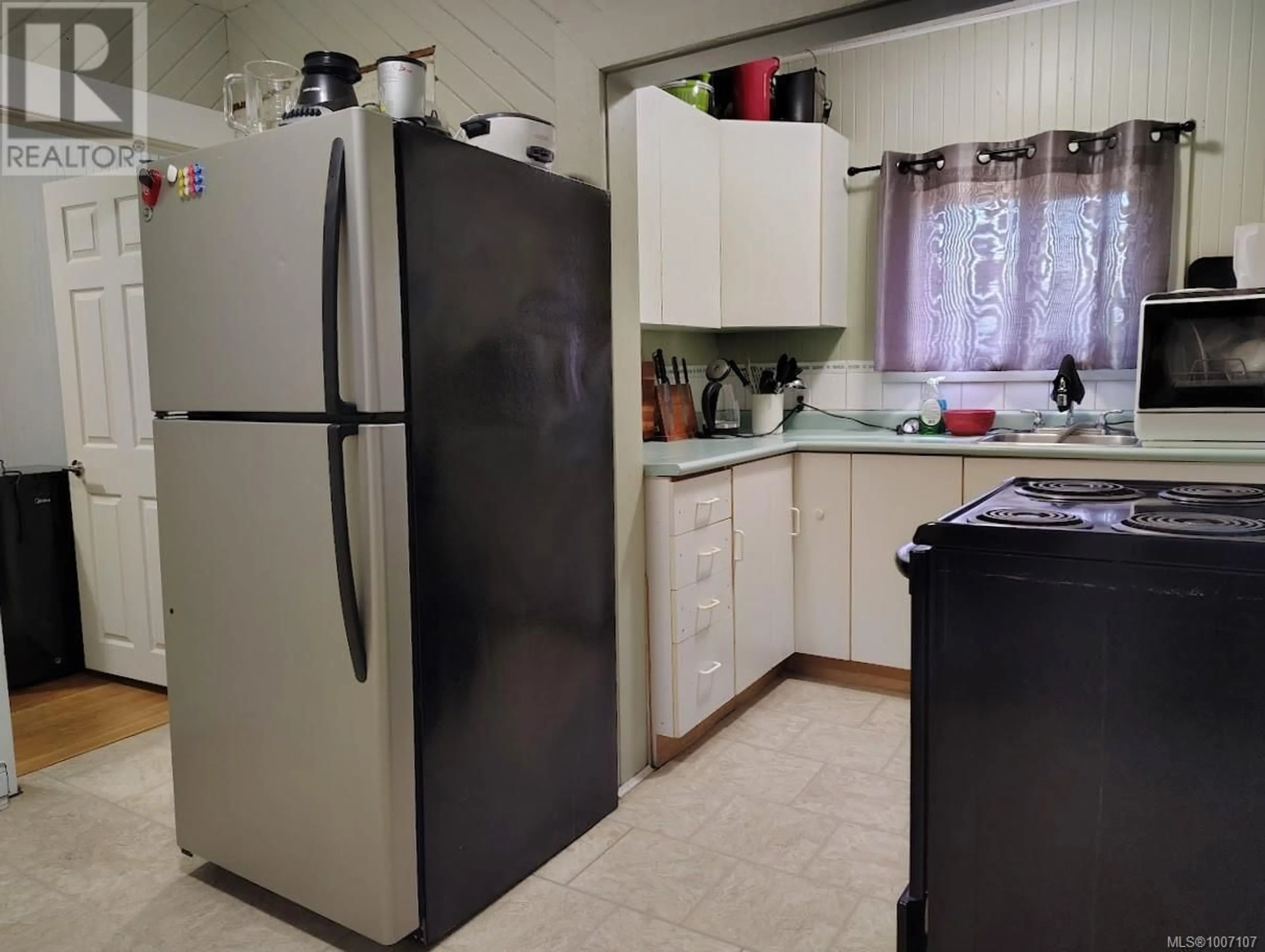 Standard kitchen, unknown for 4828 REDFORD STREET, Port Alberni British Columbia V9Y3P2