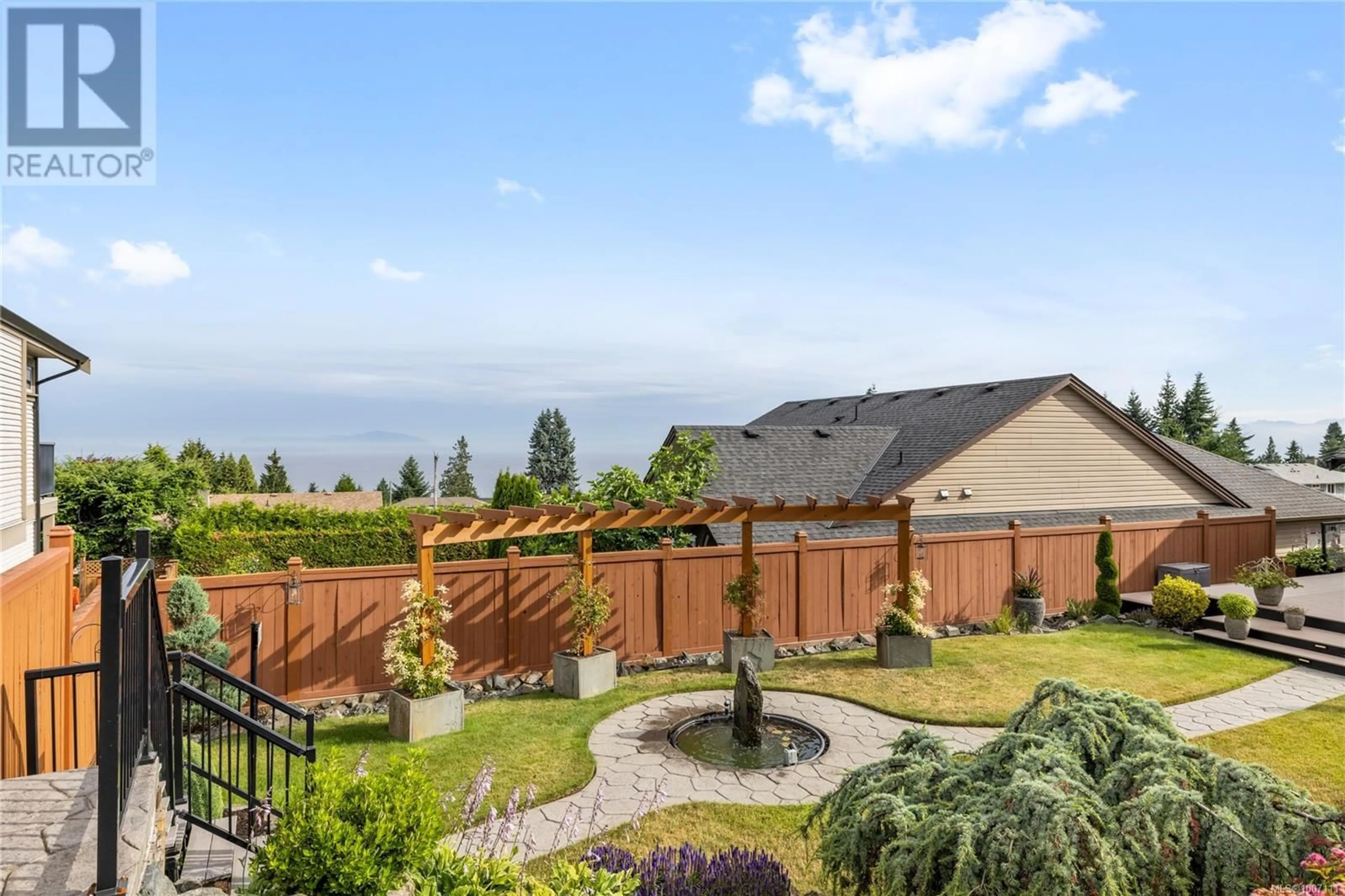 Patio, mountain view for 5385 SMOKEY CRESCENT, Nanaimo British Columbia V9T5R6