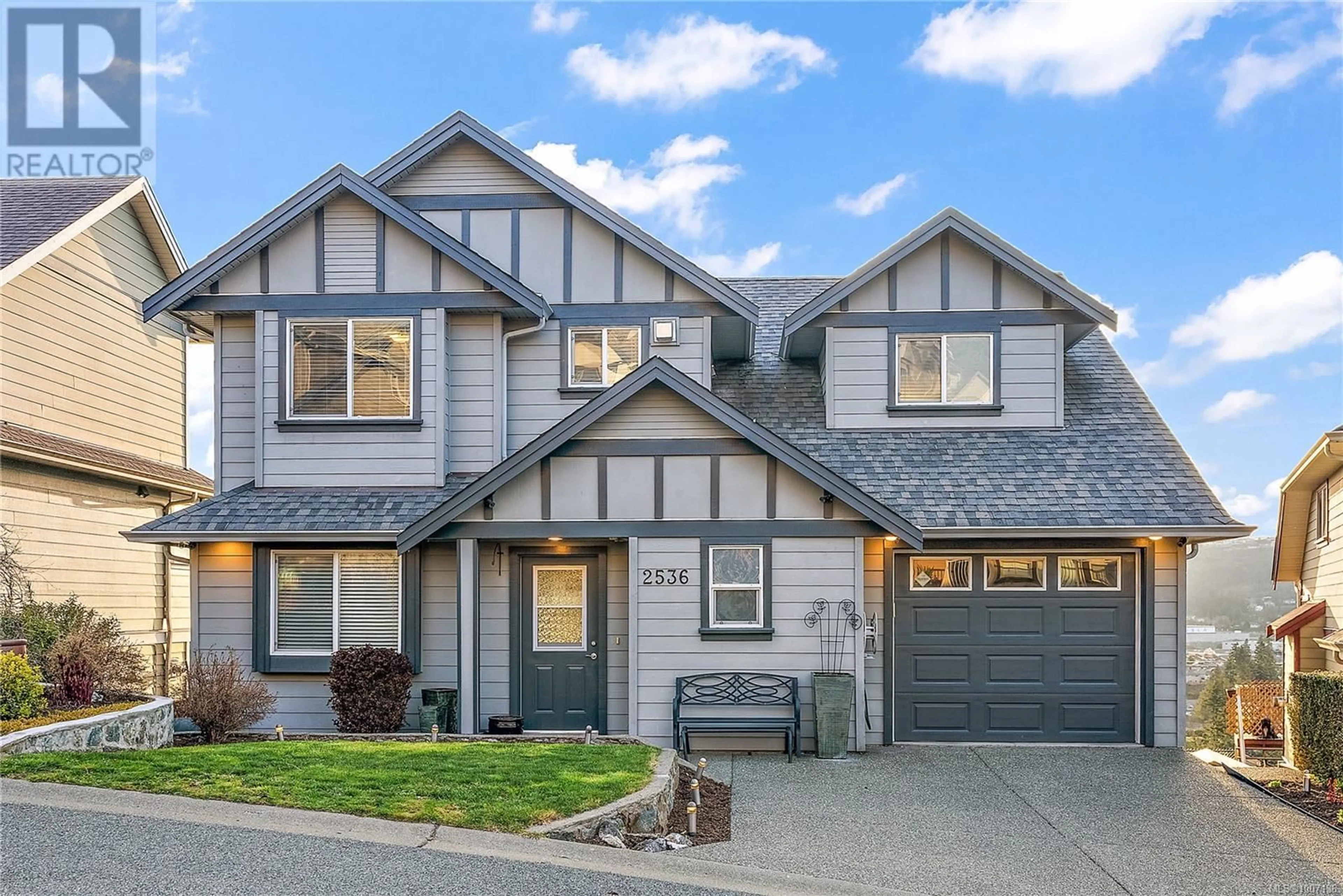 Home with vinyl exterior material, street for 2536 LEGACY RIDGE, Langford British Columbia V9B0A1