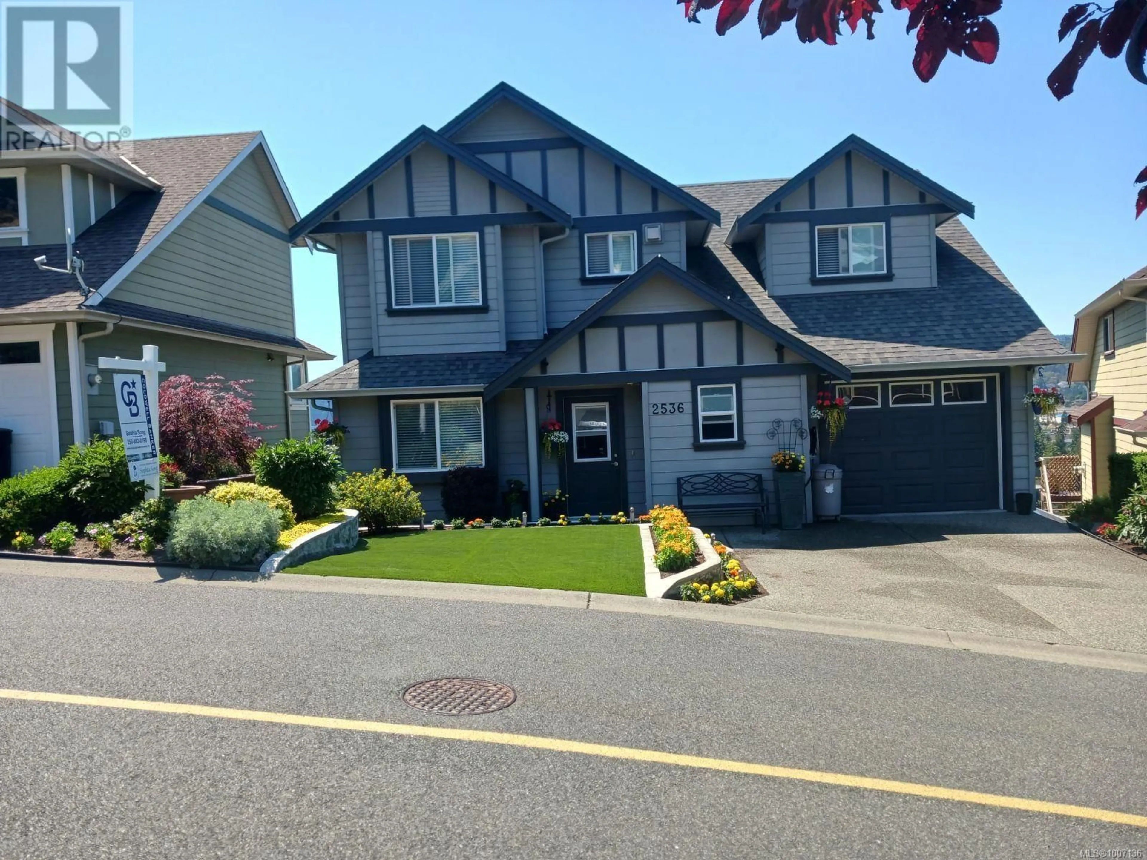 Home with vinyl exterior material, street for 2536 LEGACY RIDGE, Langford British Columbia V9B0A1