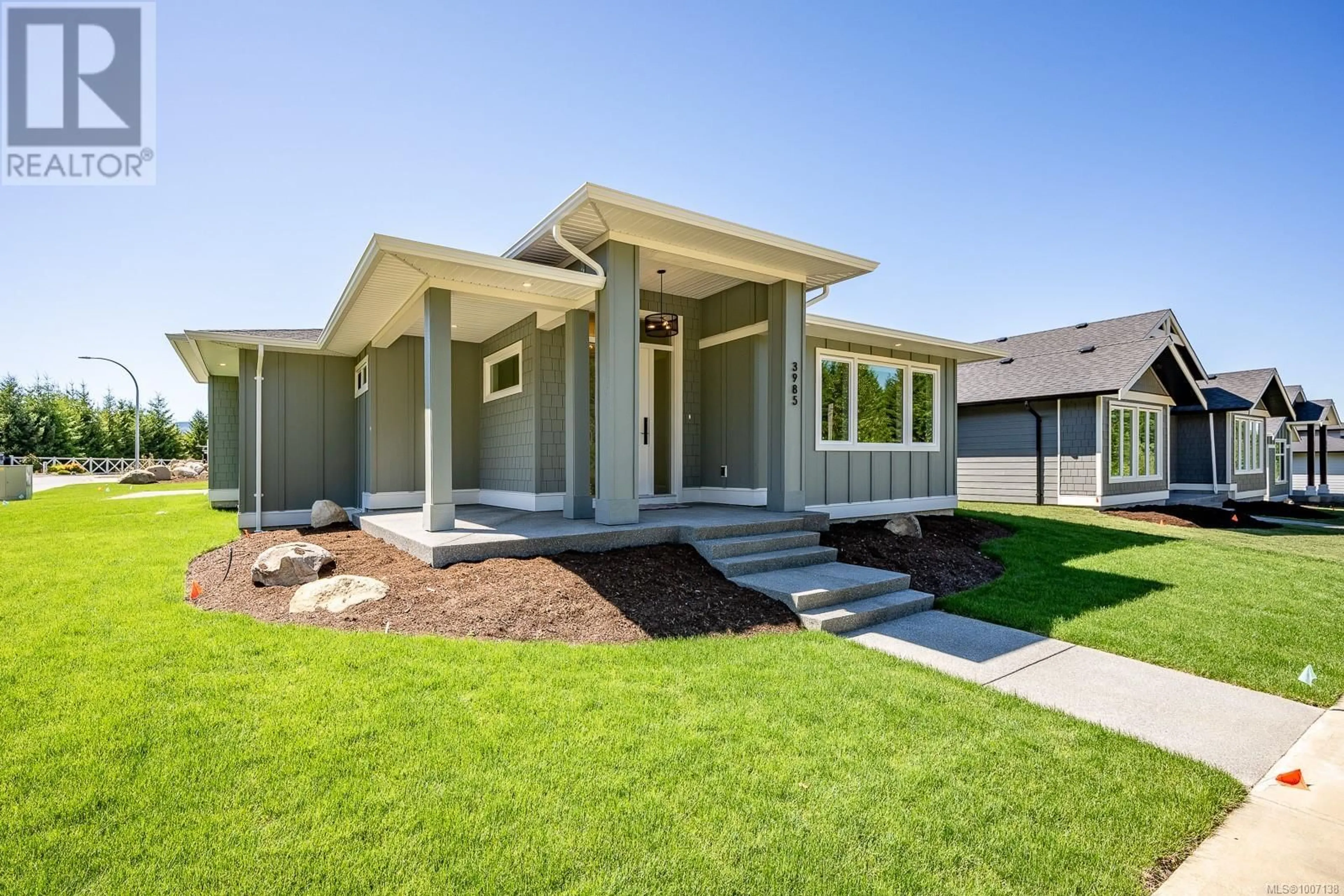 Home with vinyl exterior material, unknown for 3985 BUCKSTONE ROAD, Courtenay British Columbia V9N0B6