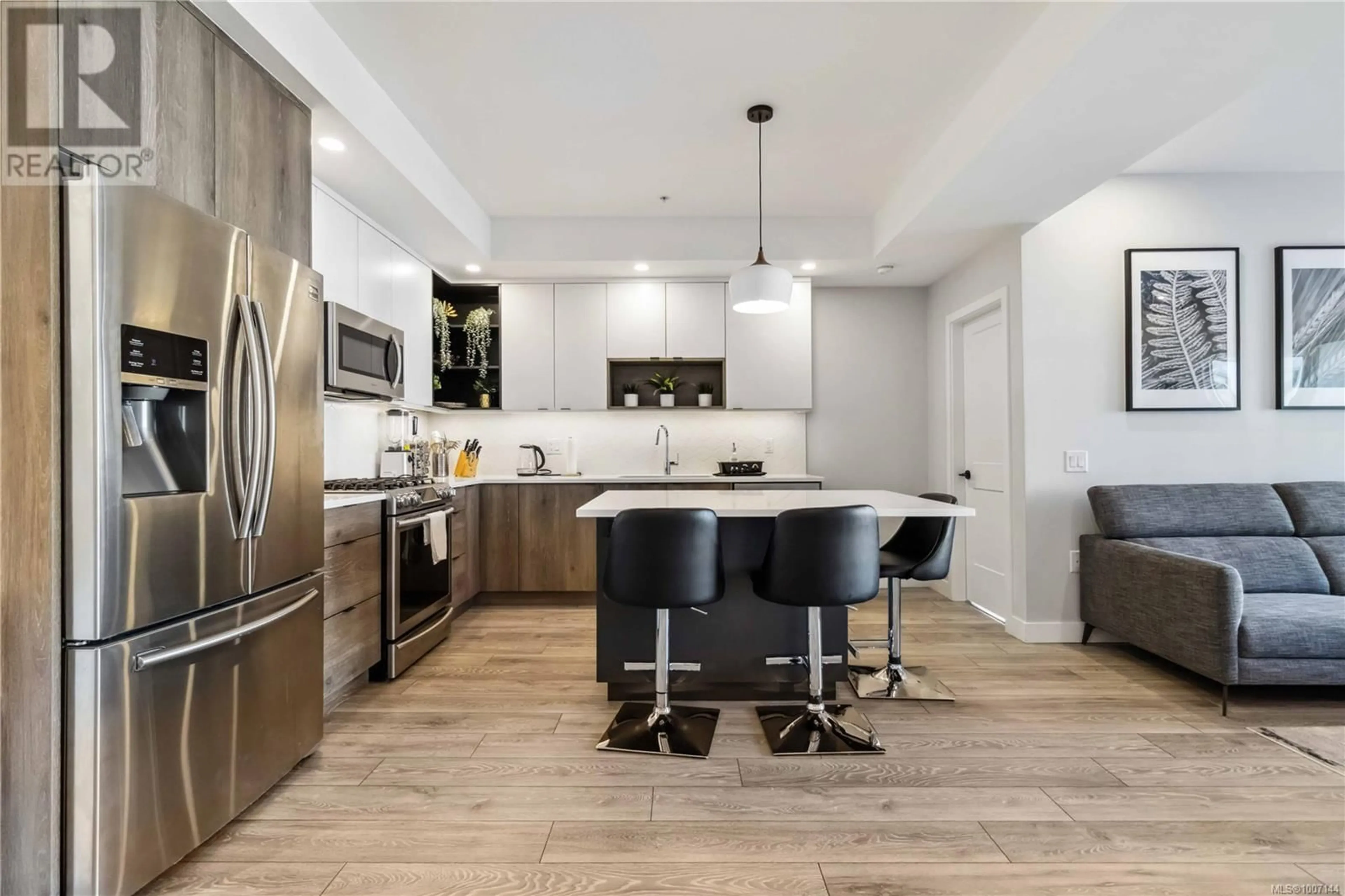 Open concept kitchen, unknown for 220 - 950 WHIRLAWAY CRESCENT, Langford British Columbia V9B6W6