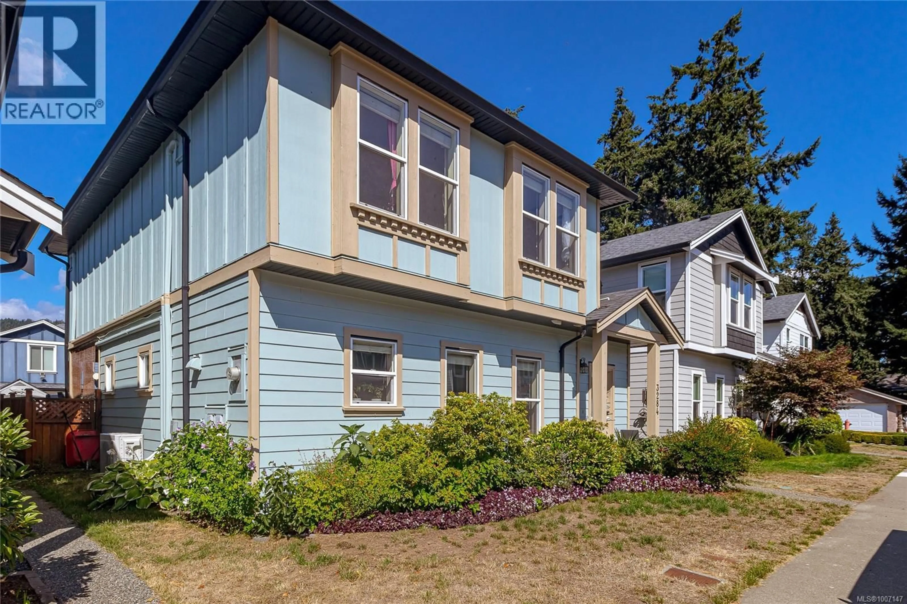 Home with vinyl exterior material, street for 3284 MERLIN ROAD, Langford British Columbia V9C0H3
