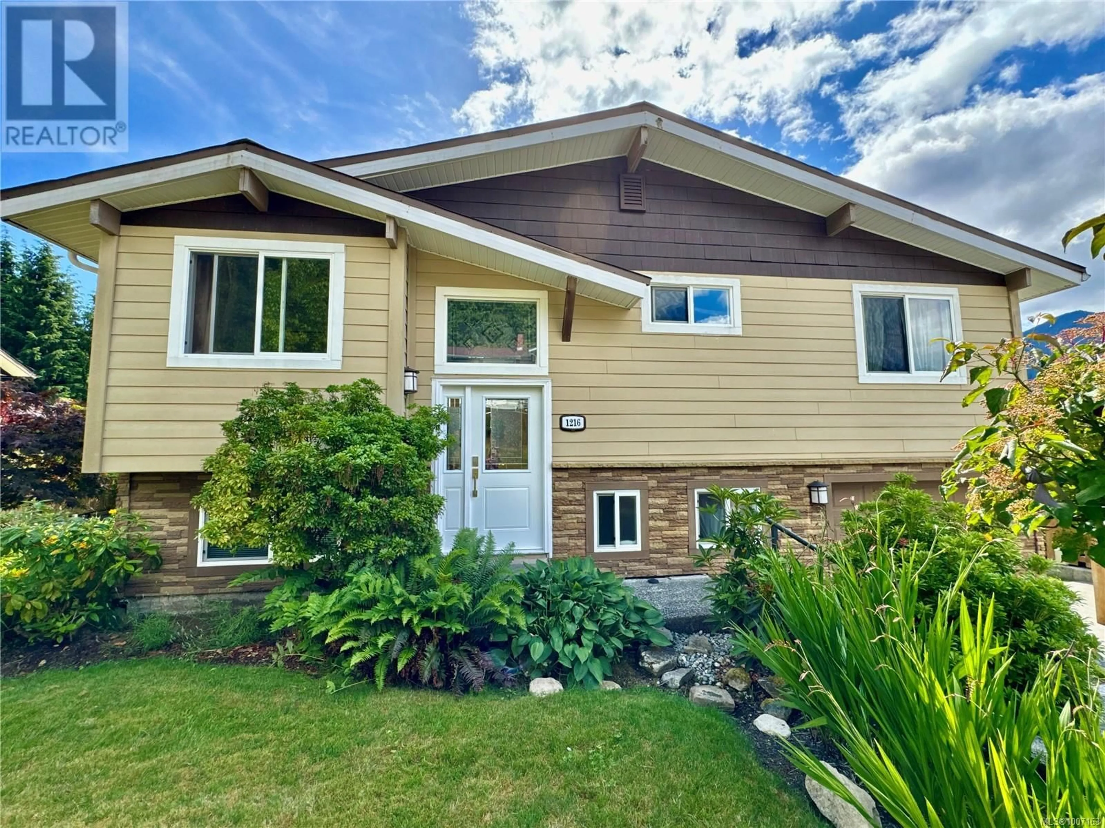 Home with vinyl exterior material, street for 1216 MATSQUI AVENUE, Port Alice British Columbia V0N2N0