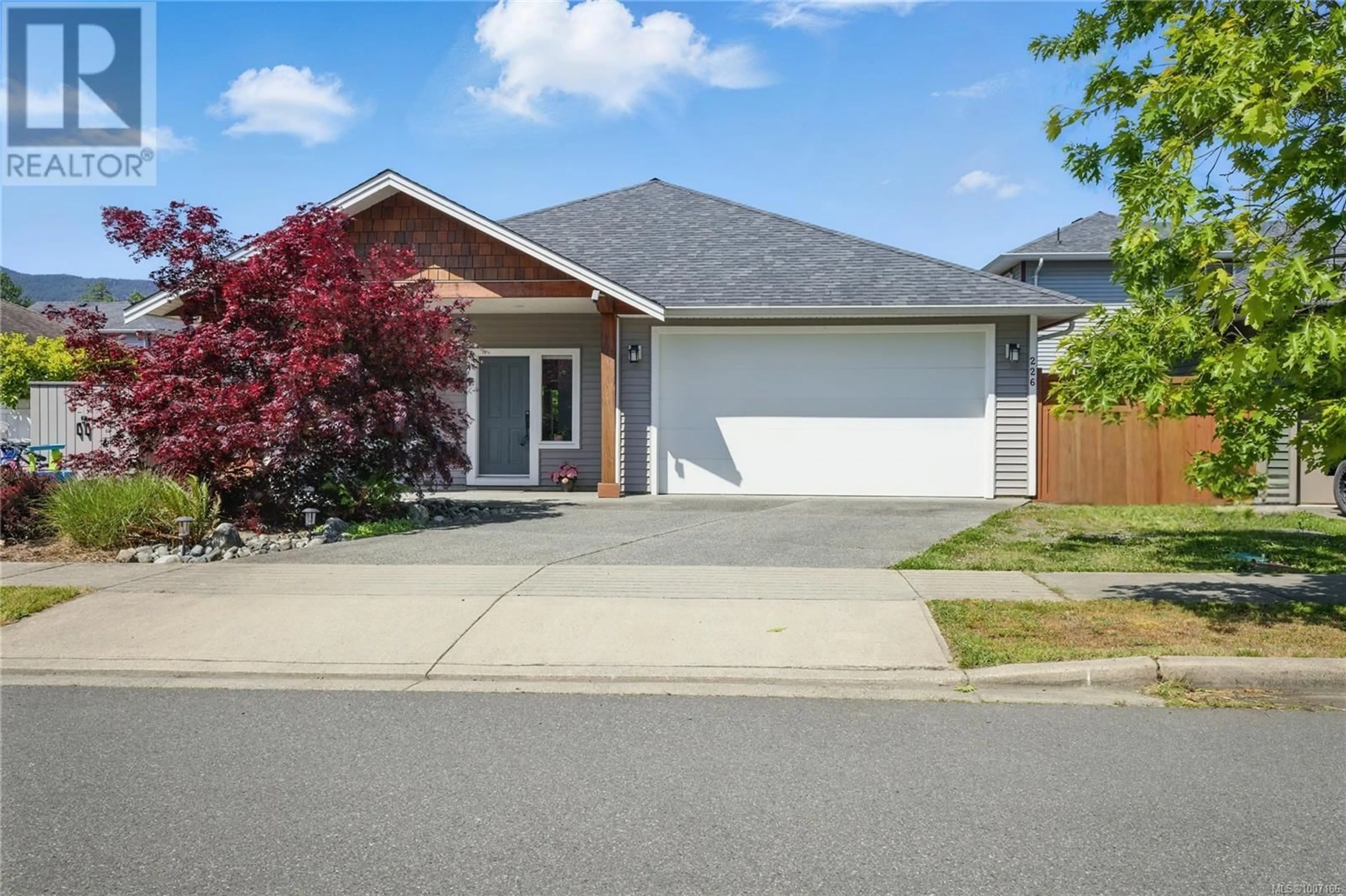 Home with vinyl exterior material, street for 226 SILVER VALLEY ROAD, Nanaimo British Columbia V9S0B8