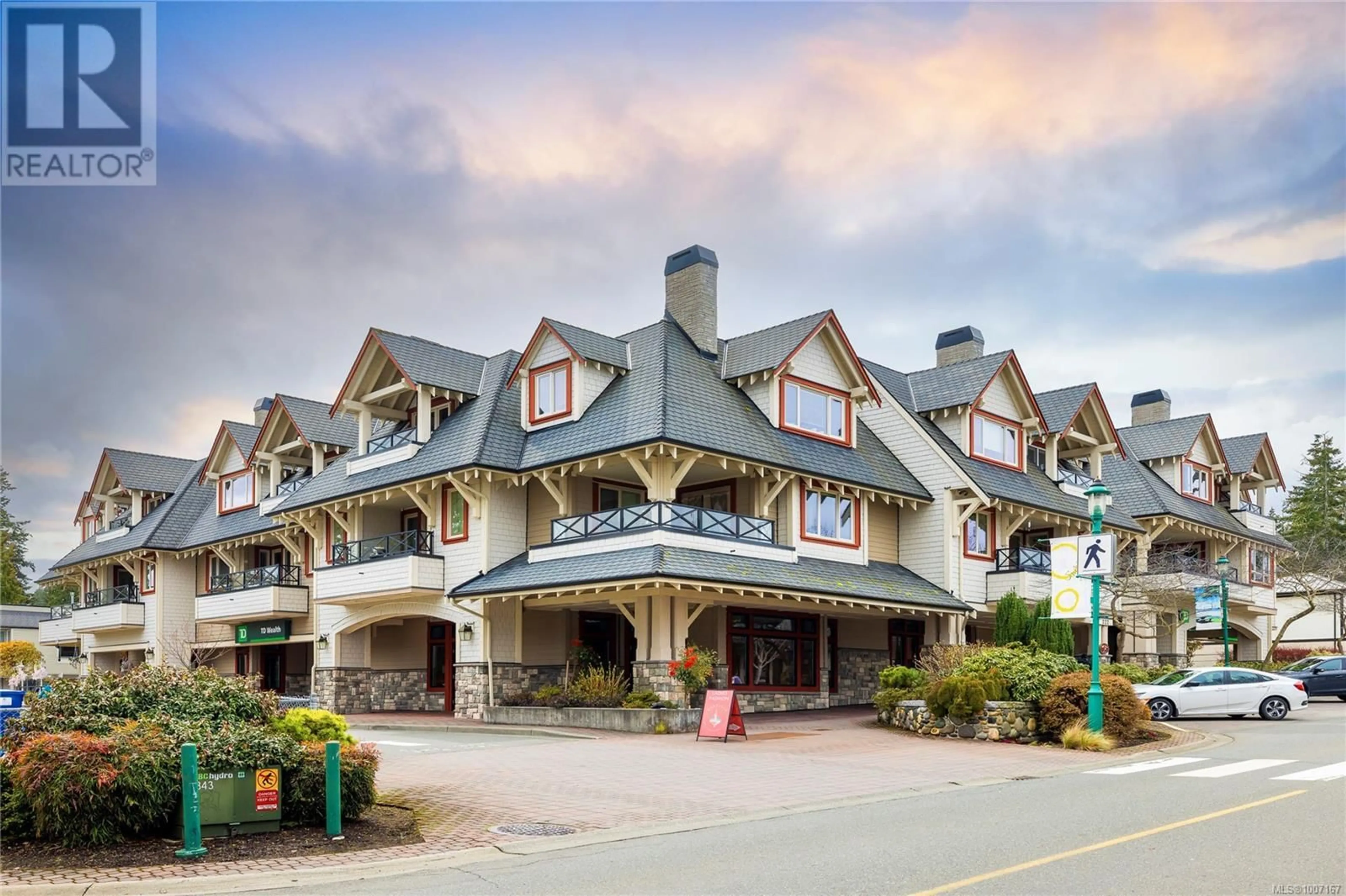 Patio, unknown for 204 - 222 SECOND AVENUE, Qualicum Beach British Columbia V9K0A4