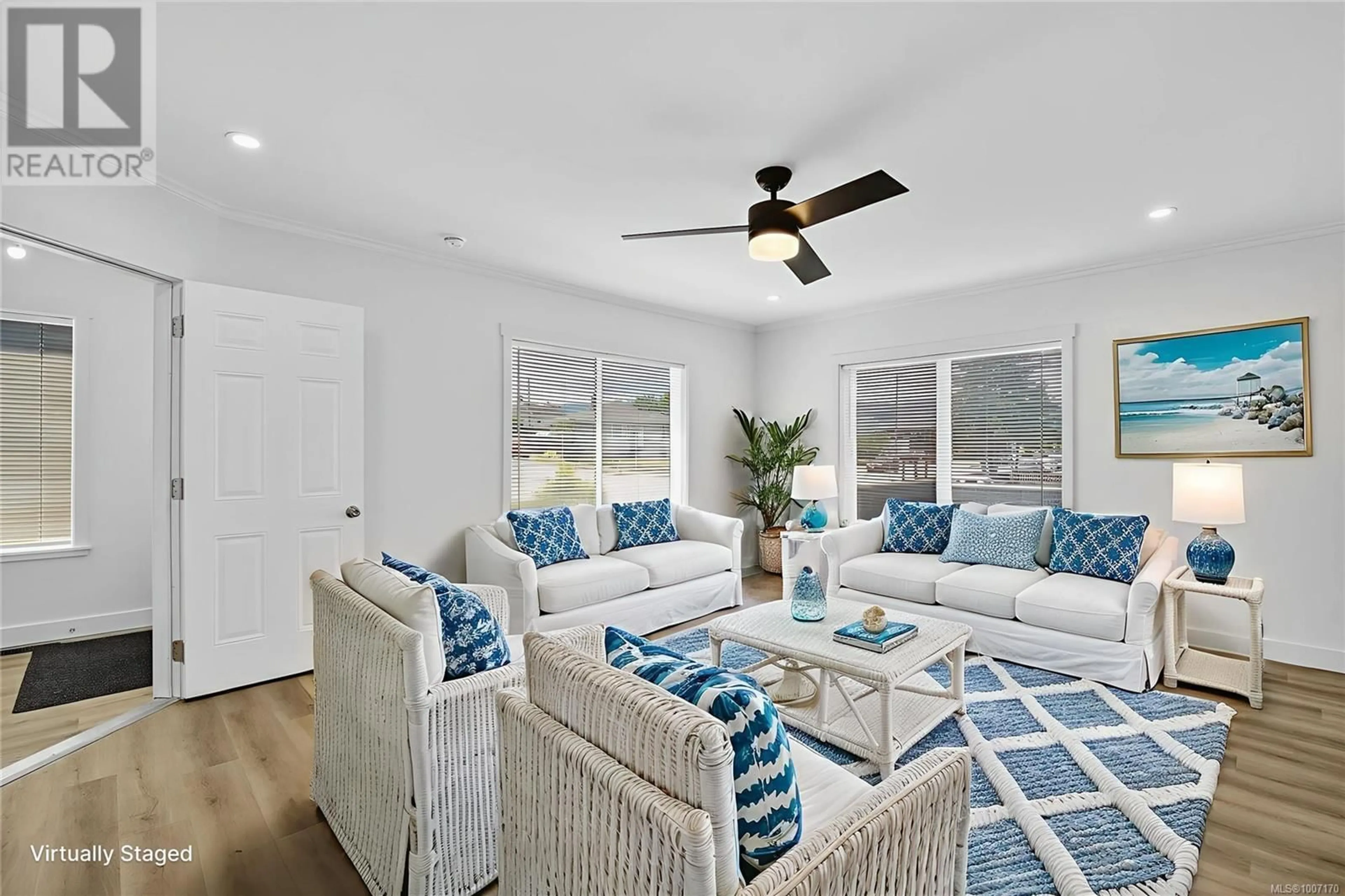 Living room with furniture, unknown for 4557 MORTON STREET, Port Alberni British Columbia V9Y3T5