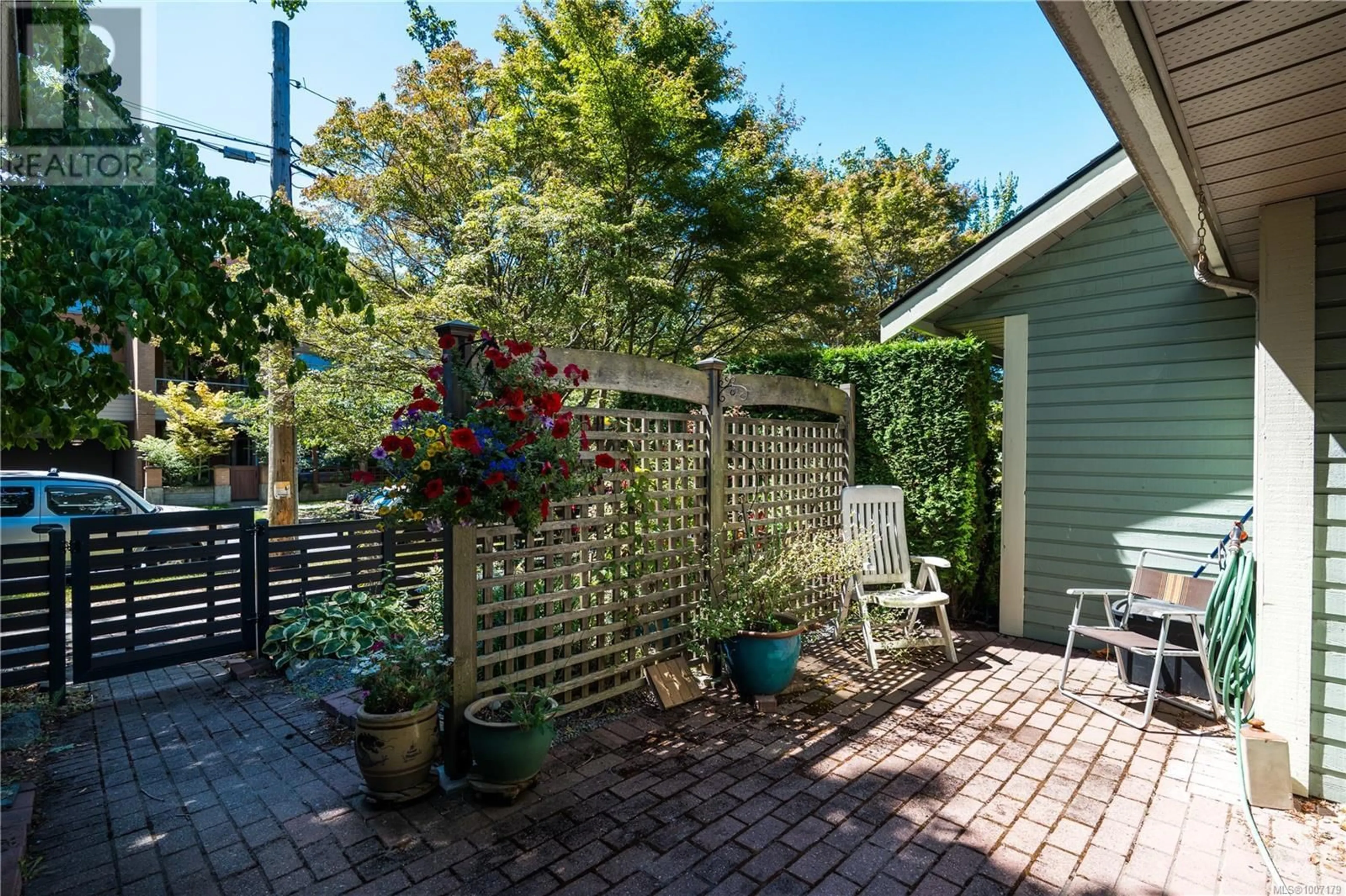 Patio, street for 2 - 1060 SUTLEJ STREET, Victoria British Columbia V8V2V8