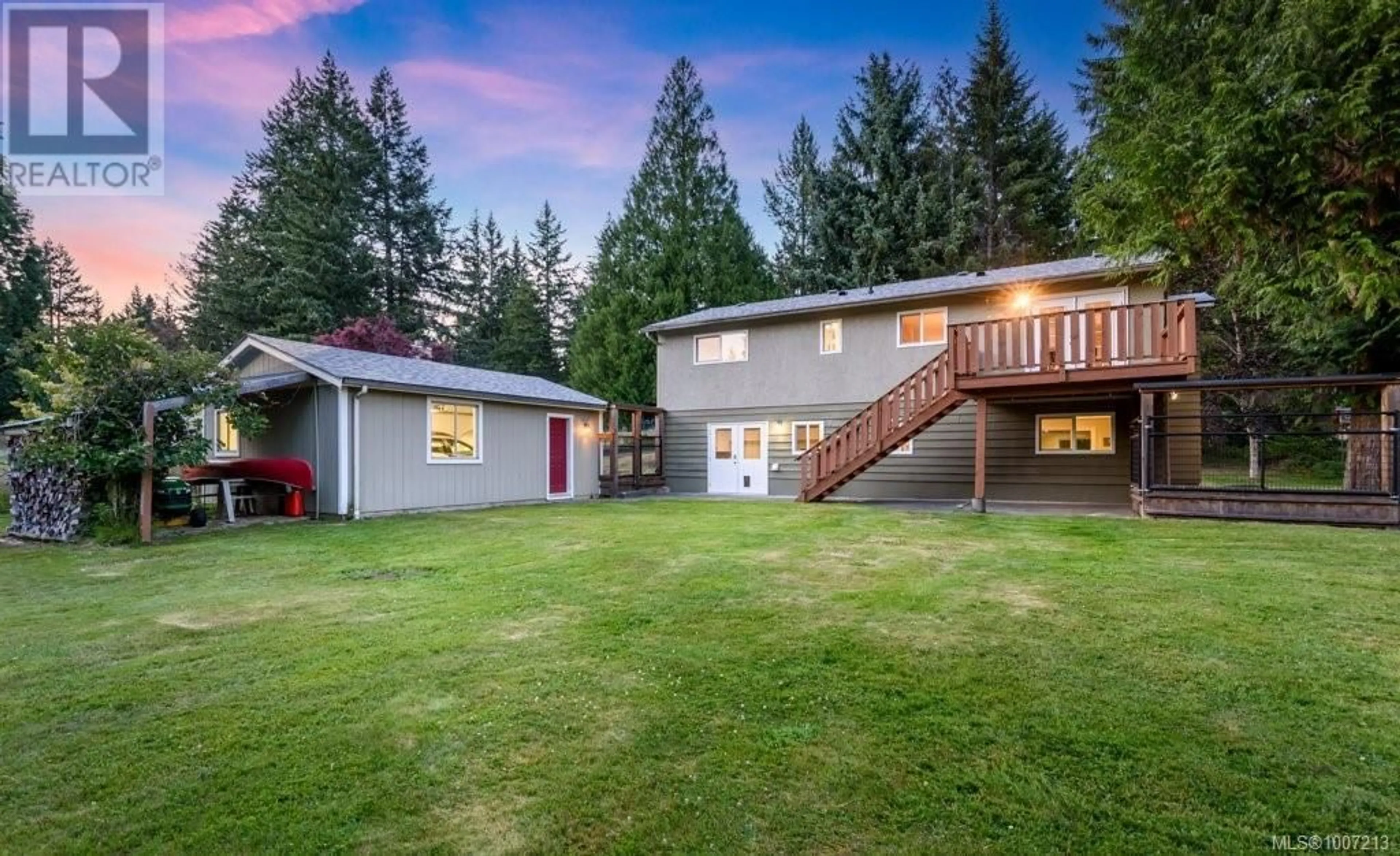 A pic from outside/outdoor area/front of a property/back of a property/a pic from drone, unknown for 5007 WILLIS WAY, Courtenay British Columbia V9J1L7