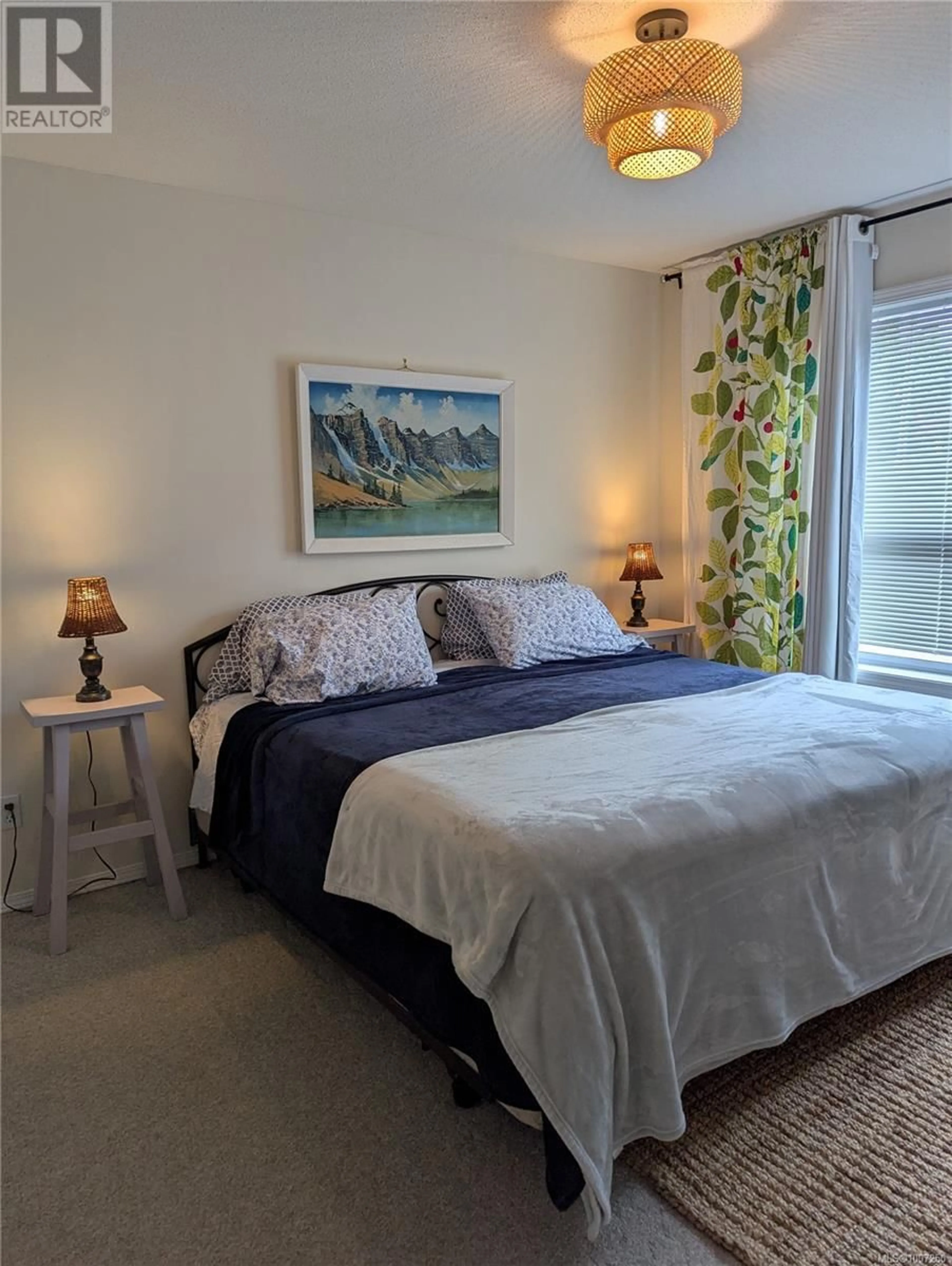 Bedroom with bed, unknown for 111 - 1105 HENRY ROAD, Courtenay British Columbia V9J1L0