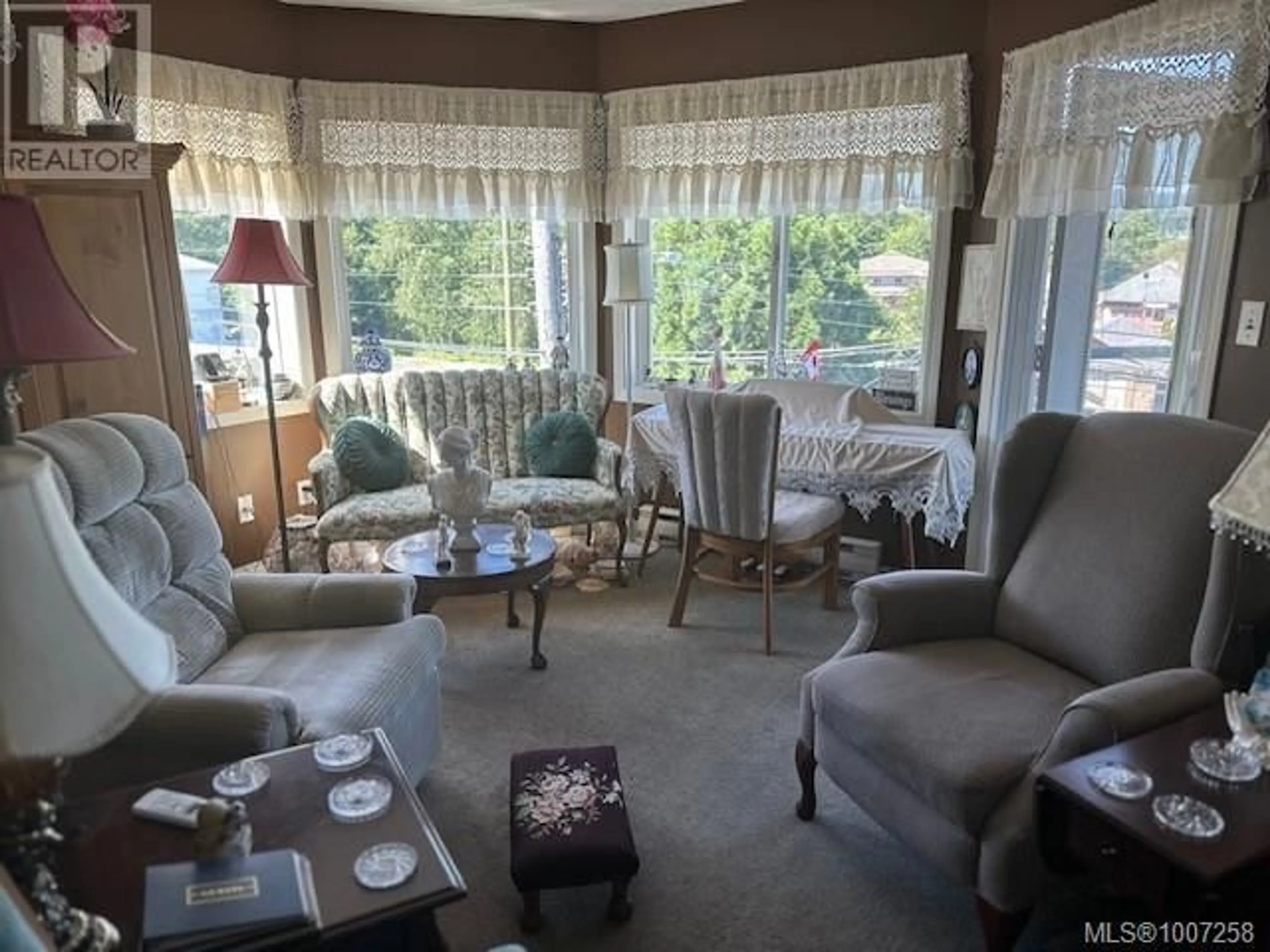 Living room with furniture, unknown for 308 - 138 SOUTH SHORE ROAD, Lake Cowichan British Columbia V0R2G0