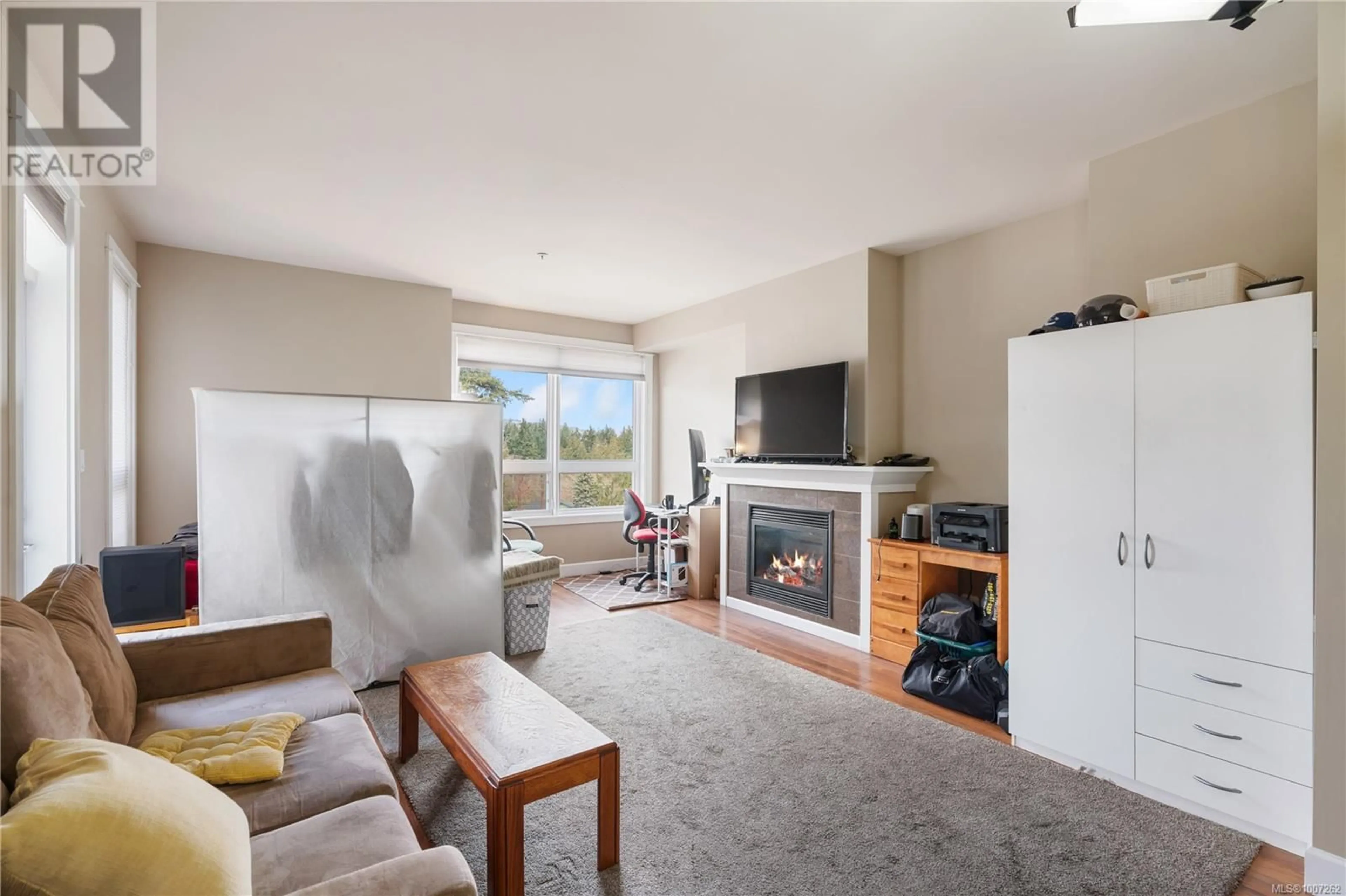 Living room with furniture, unknown for 209 - 3220 JACKLIN ROAD, Langford British Columbia V9B0J5