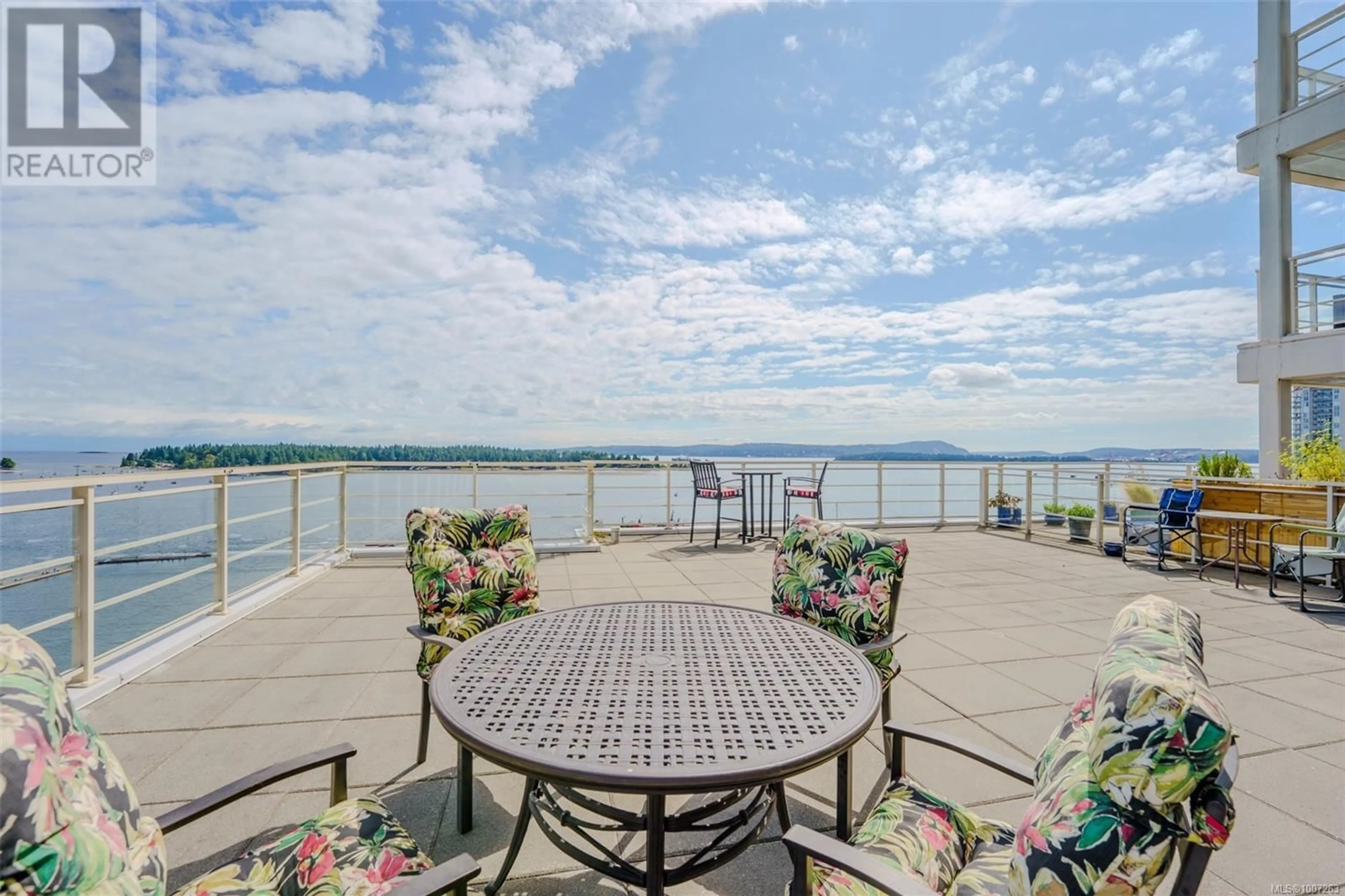 Patio, water/lake/river/ocean view for 805 - 38 FRONT STREET, Nanaimo British Columbia V9R0B8