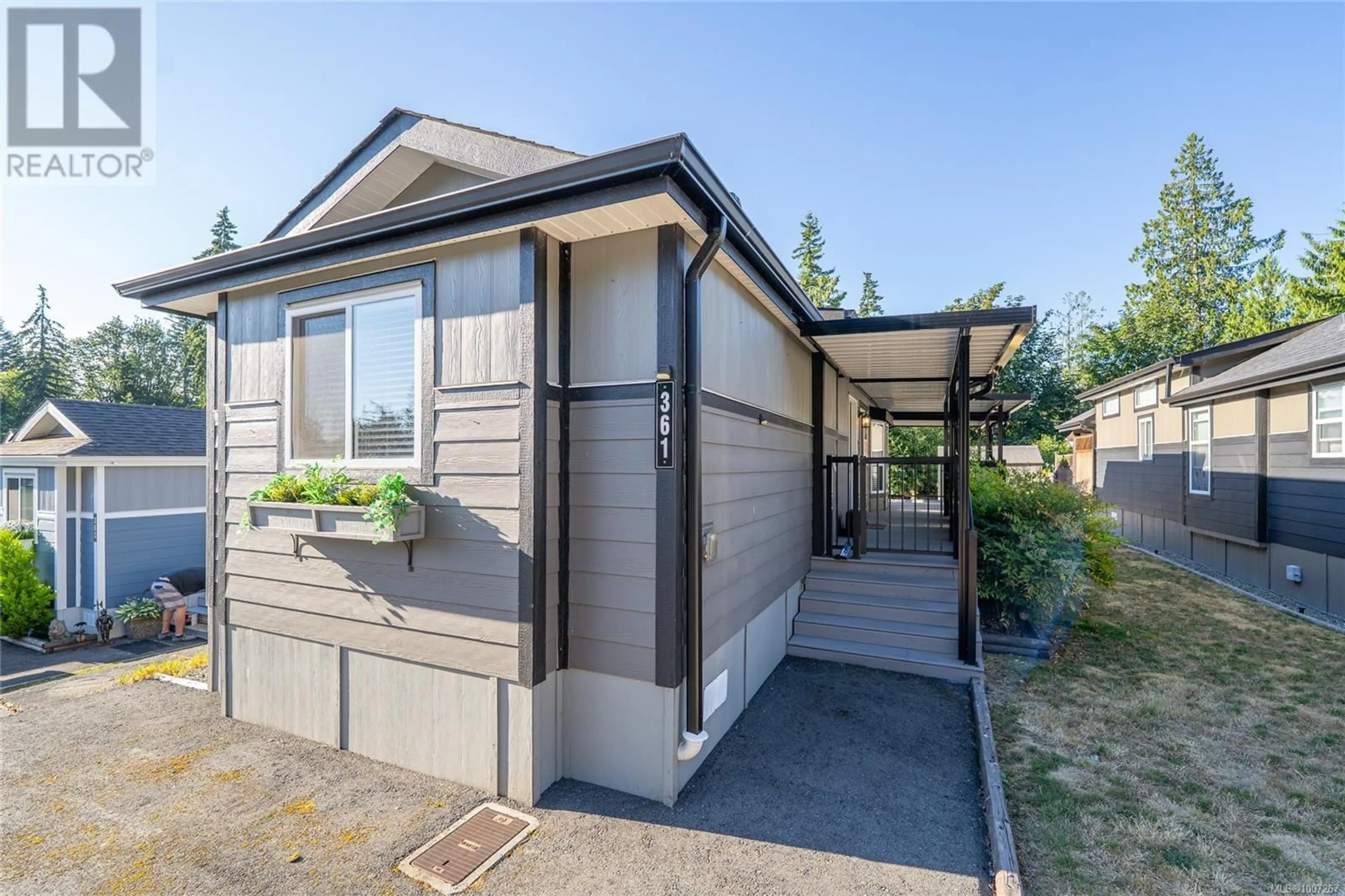 Home with vinyl exterior material, street for 361 - 3042 RIVER ROAD, Chemainus British Columbia V0R1K3