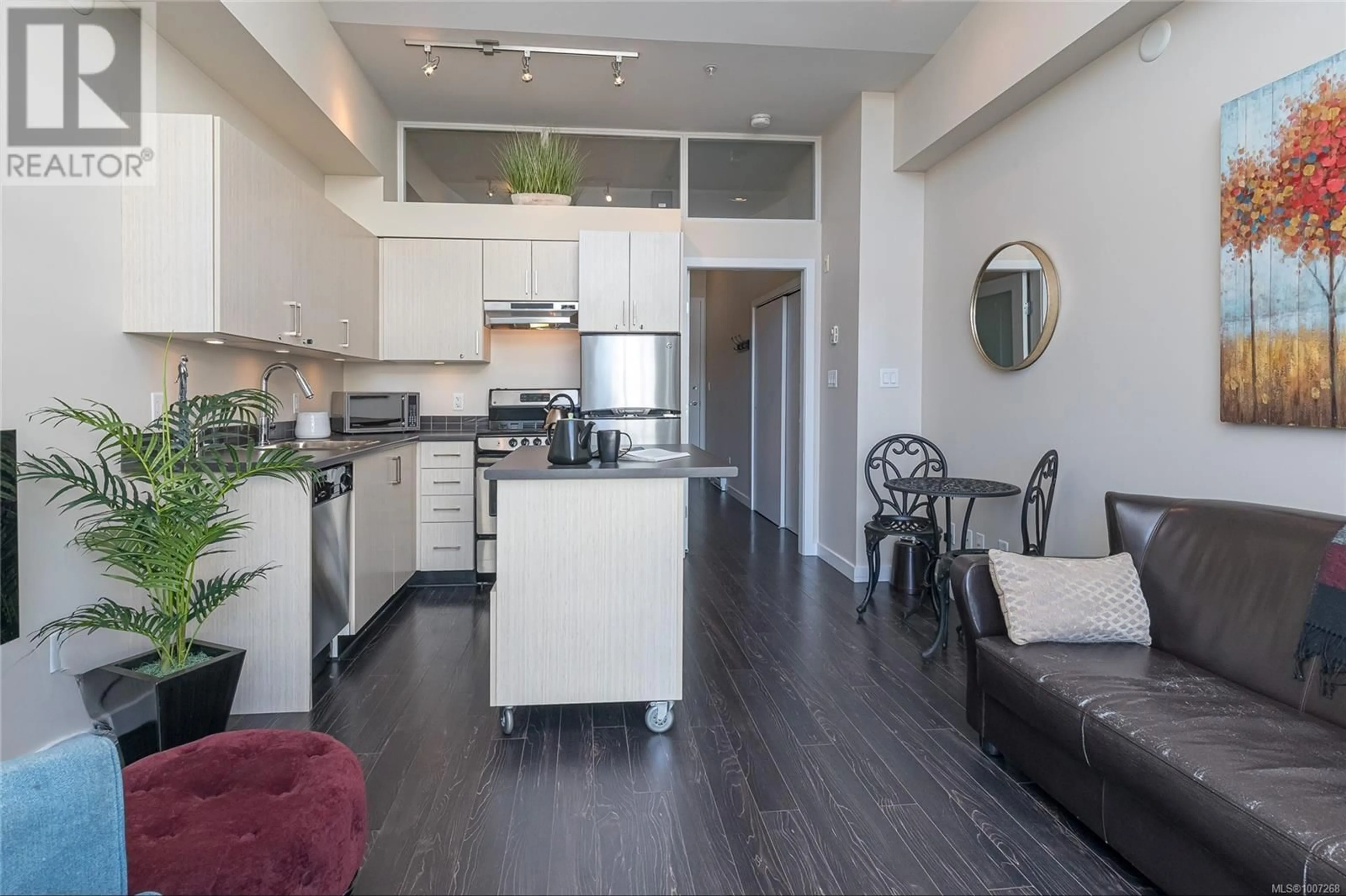 Open concept kitchen, unknown for 402 - 1121 FORT STREET, Victoria British Columbia V8V3K9