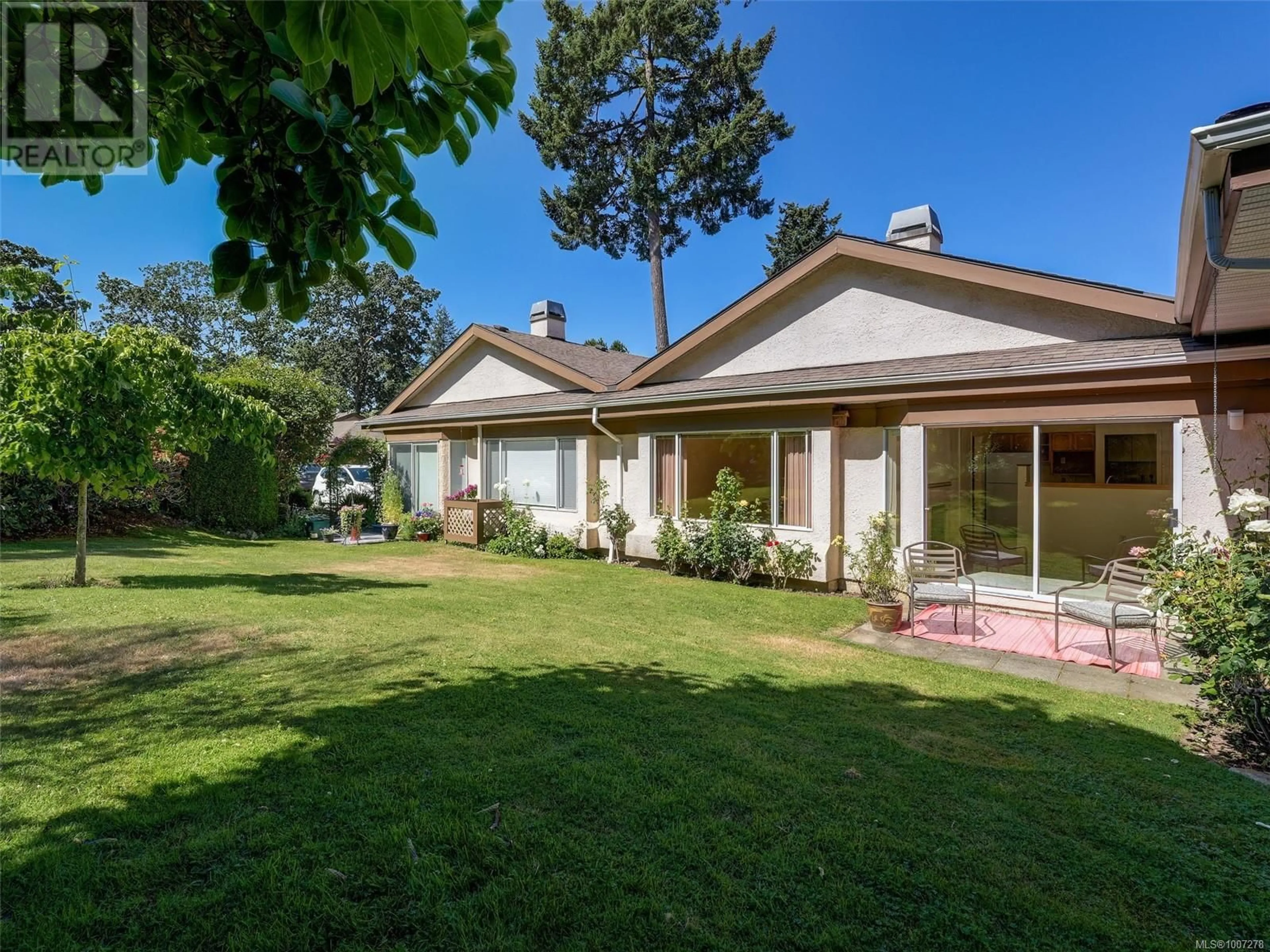 A pic from outside/outdoor area/front of a property/back of a property/a pic from drone, street for 60 - 901 KENTWOOD LANE, Saanich British Columbia V8Y2Y9