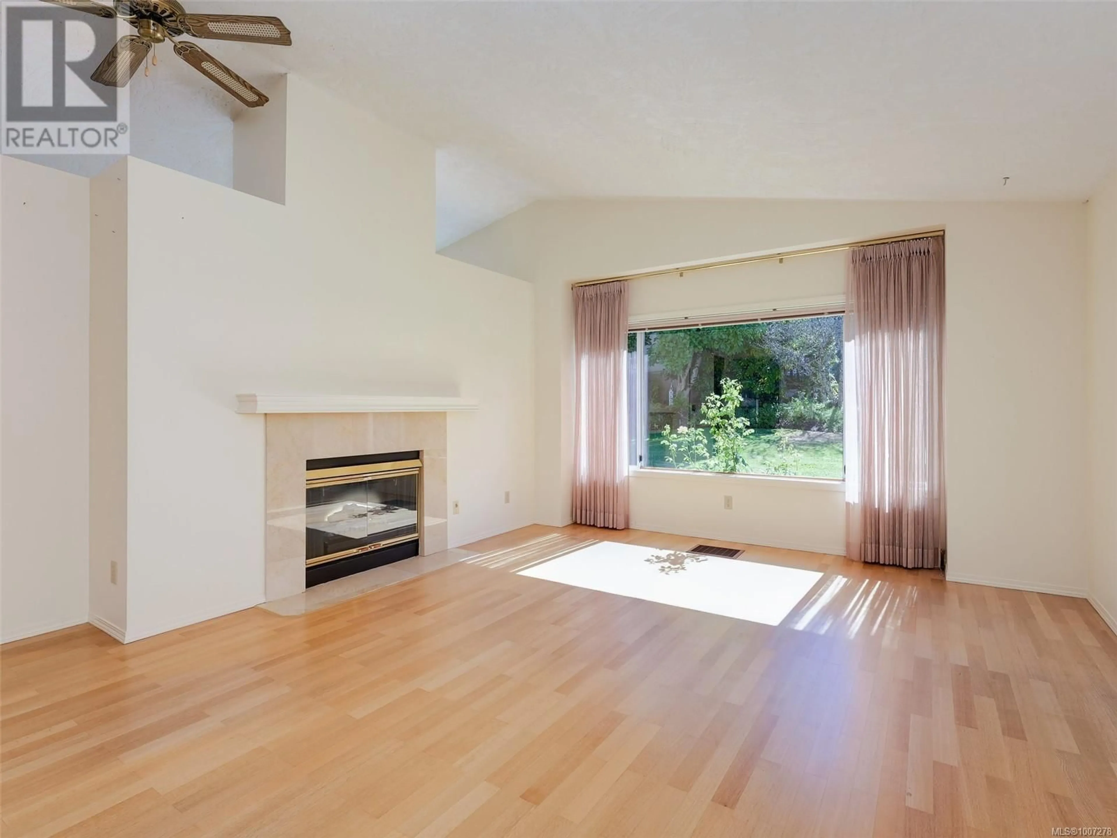Unknown for 60 - 901 KENTWOOD LANE, Saanich British Columbia V8Y2Y9