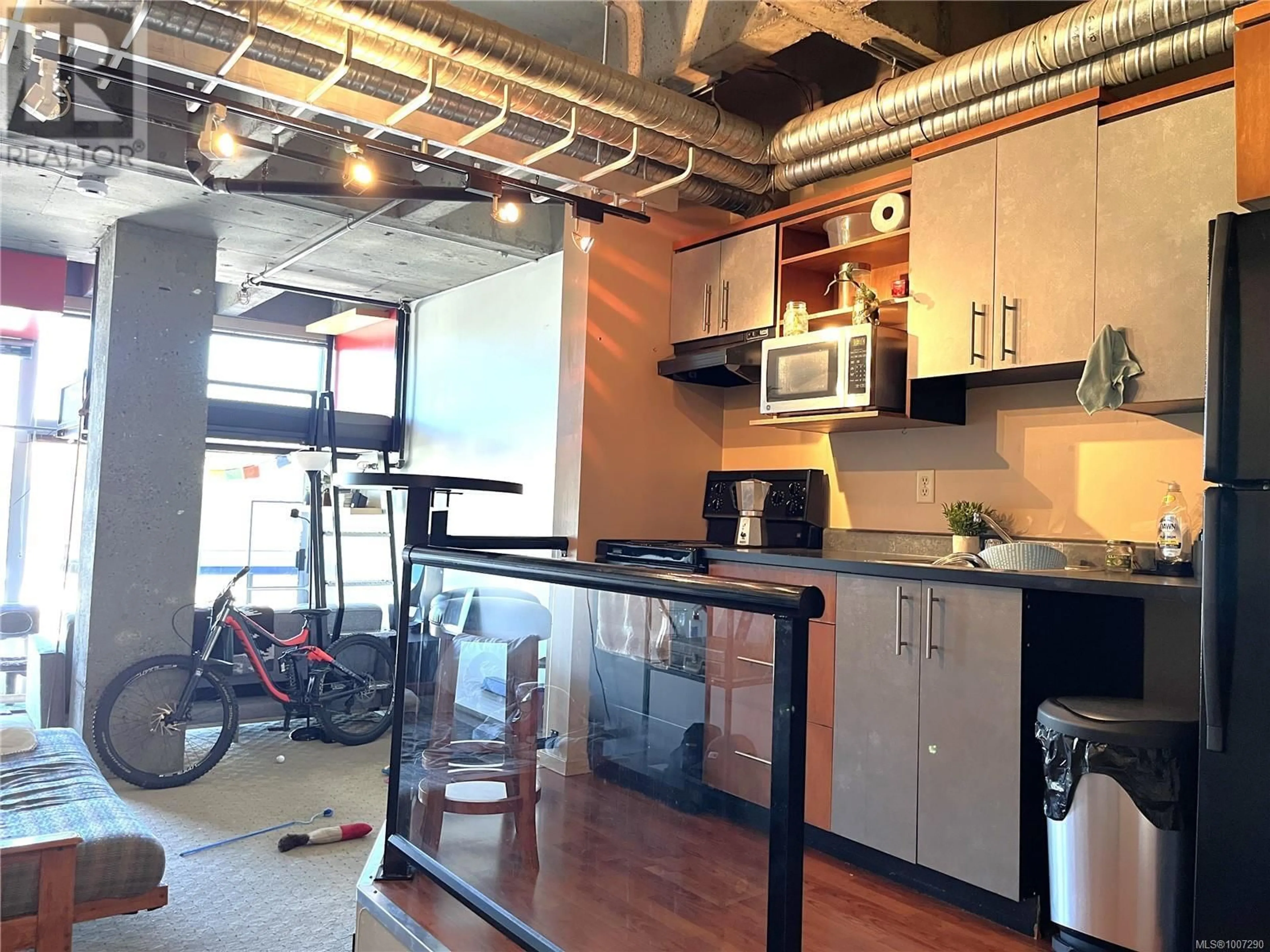 Open concept kitchen, unknown for 418 - 1061 FORT STREET, Victoria British Columbia V8V5A1