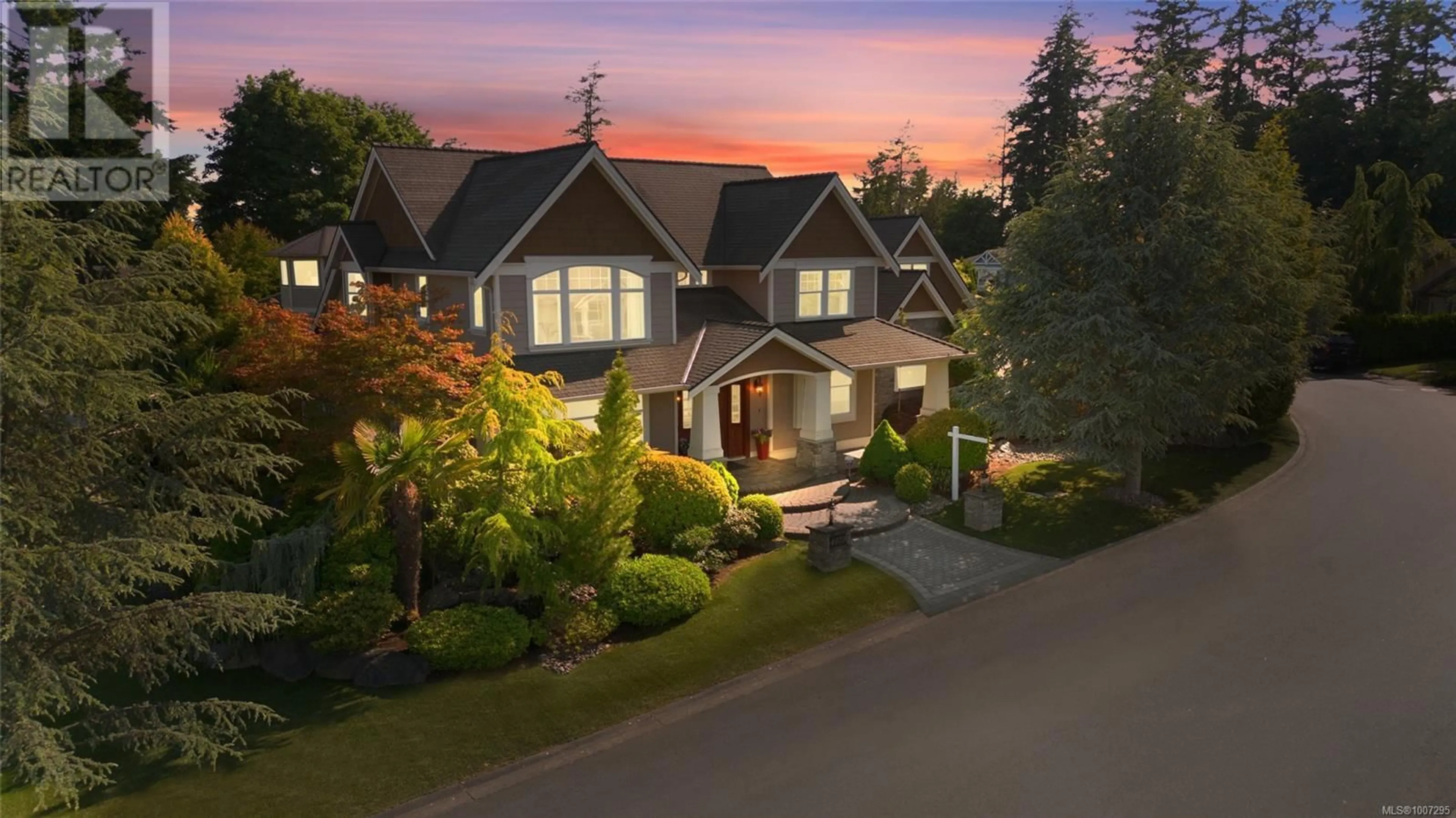 Unknown for 4973 LA QUINTA PLACE, Saanich British Columbia V8Y3G9