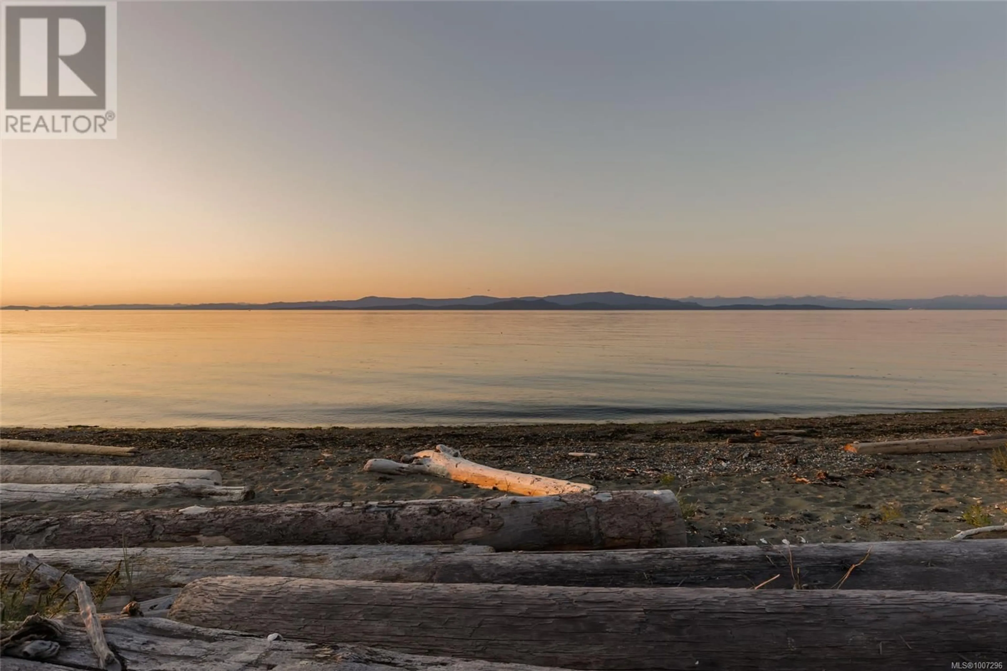 Blurry image for 1489 ADMIRAL TRYON BOULEVARD, Parksville British Columbia V9P1Y3