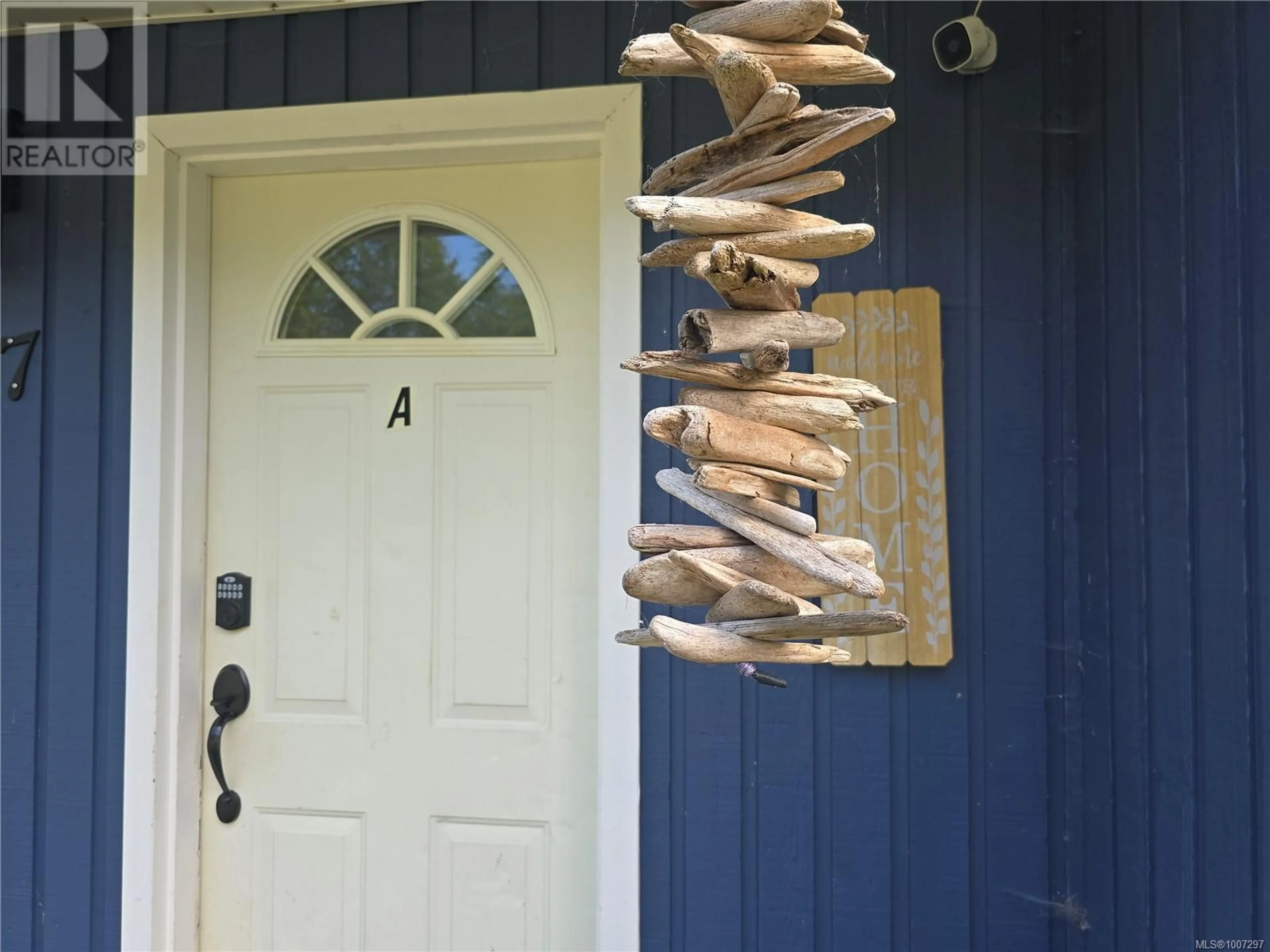 Indoor entryway for A - 9477 SCOTT STREET, Port Hardy British Columbia V0N2P0