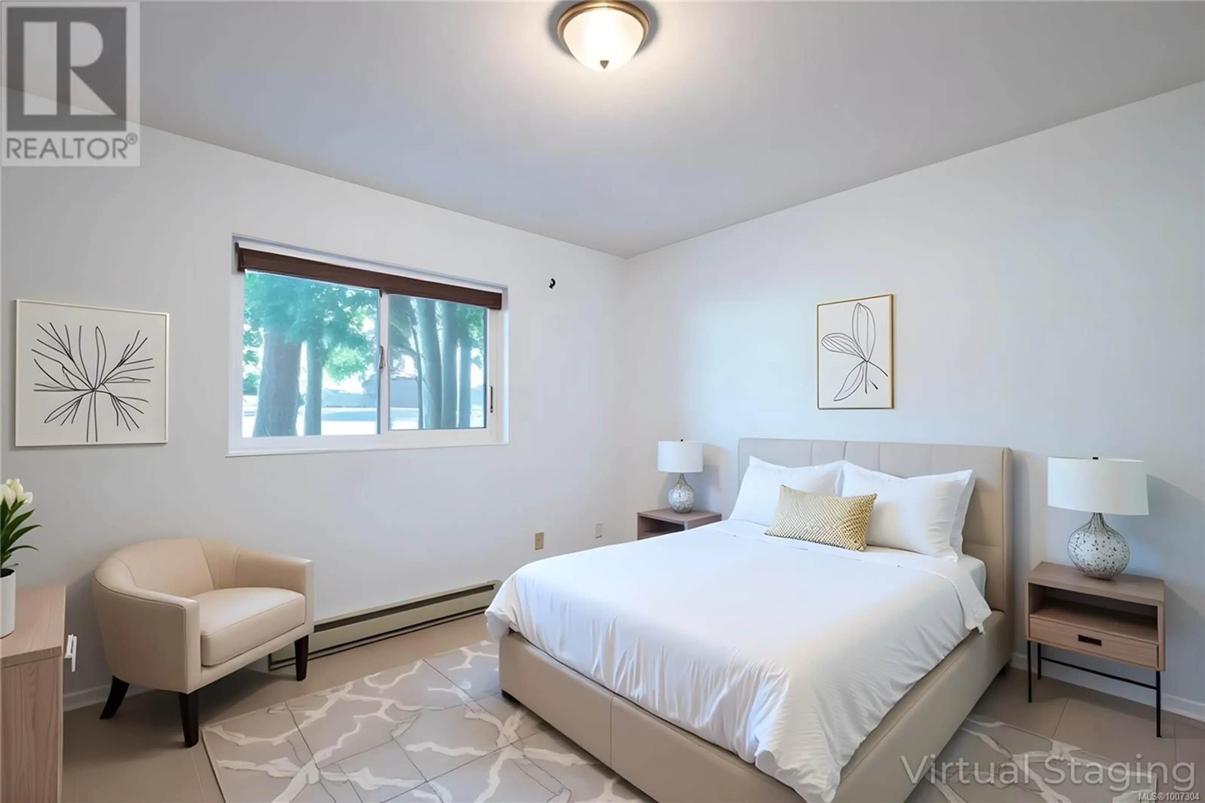 Bedroom with bed, unknown for 655 DOGWOOD ROAD, Qualicum Beach British Columbia V9K1A9