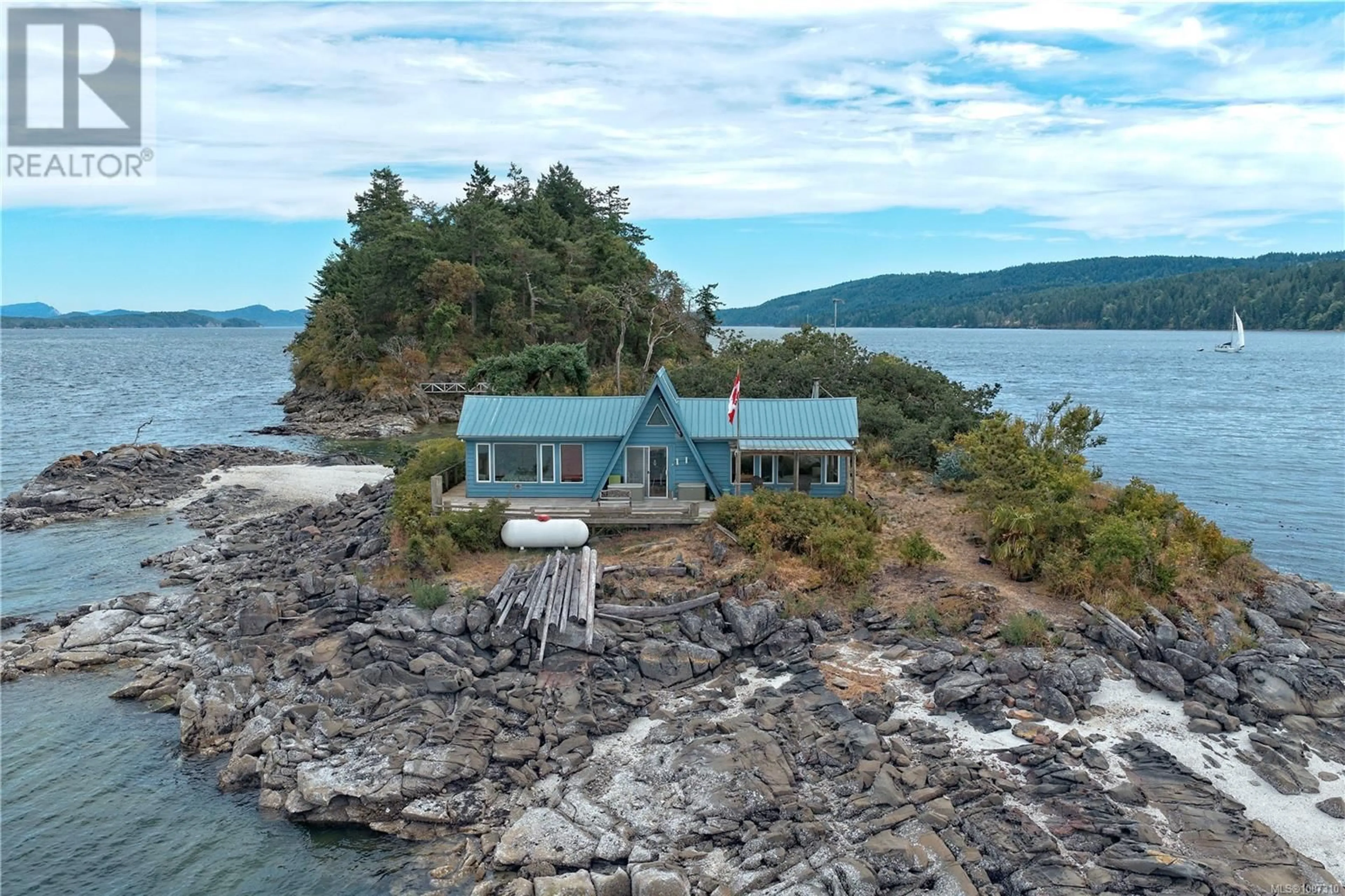 A pic from outside/outdoor area/front of a property/back of a property/a pic from drone, water/lake/river/ocean view for Lot A TWILIGHT ISLAND, Salt Spring British Columbia V8K1X6