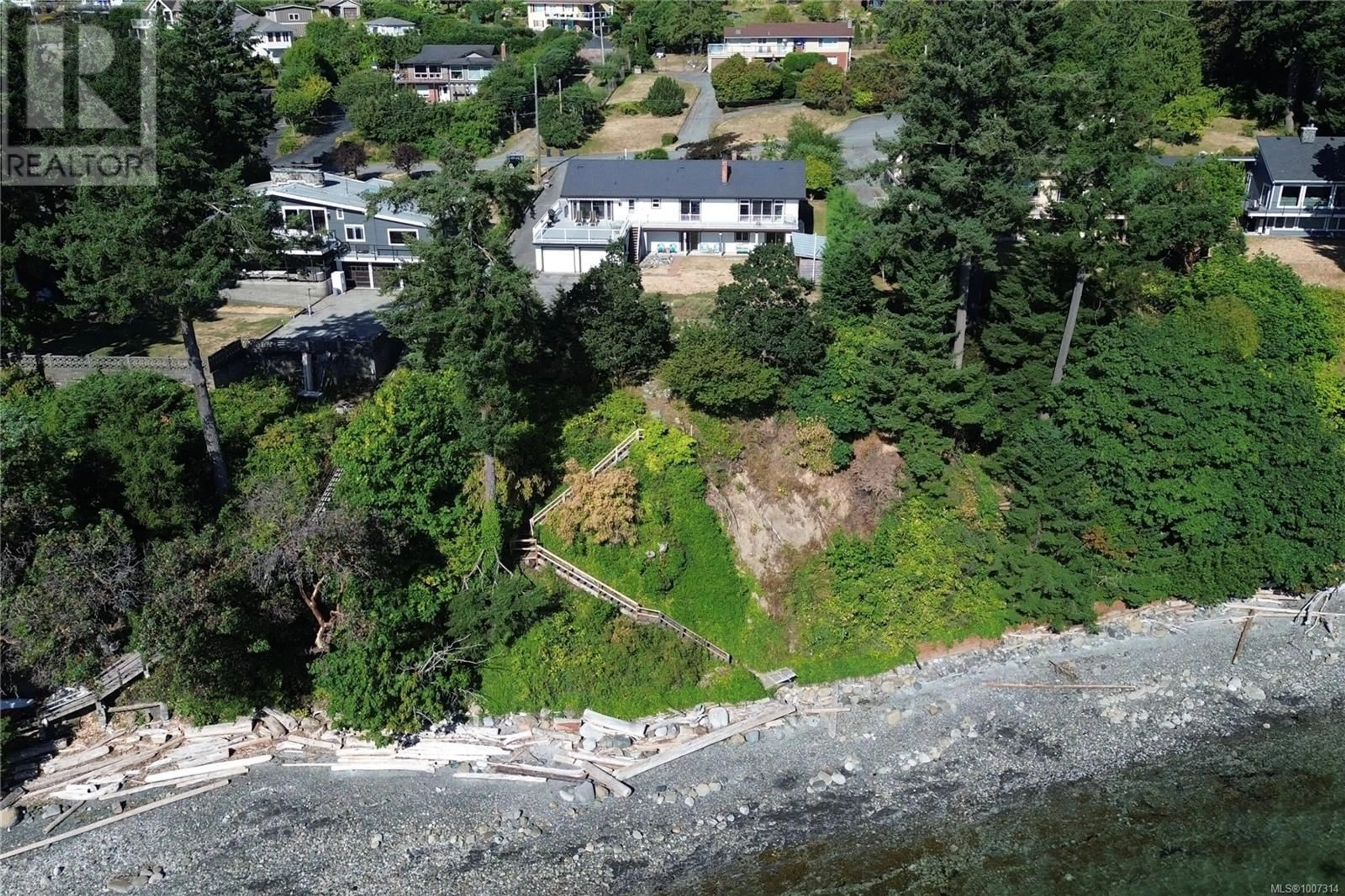 A pic from outside/outdoor area/front of a property/back of a property/a pic from drone, water/lake/river/ocean view for 1424 SEASPRAY BOULEVARD, Nanaimo British Columbia V9X1P5
