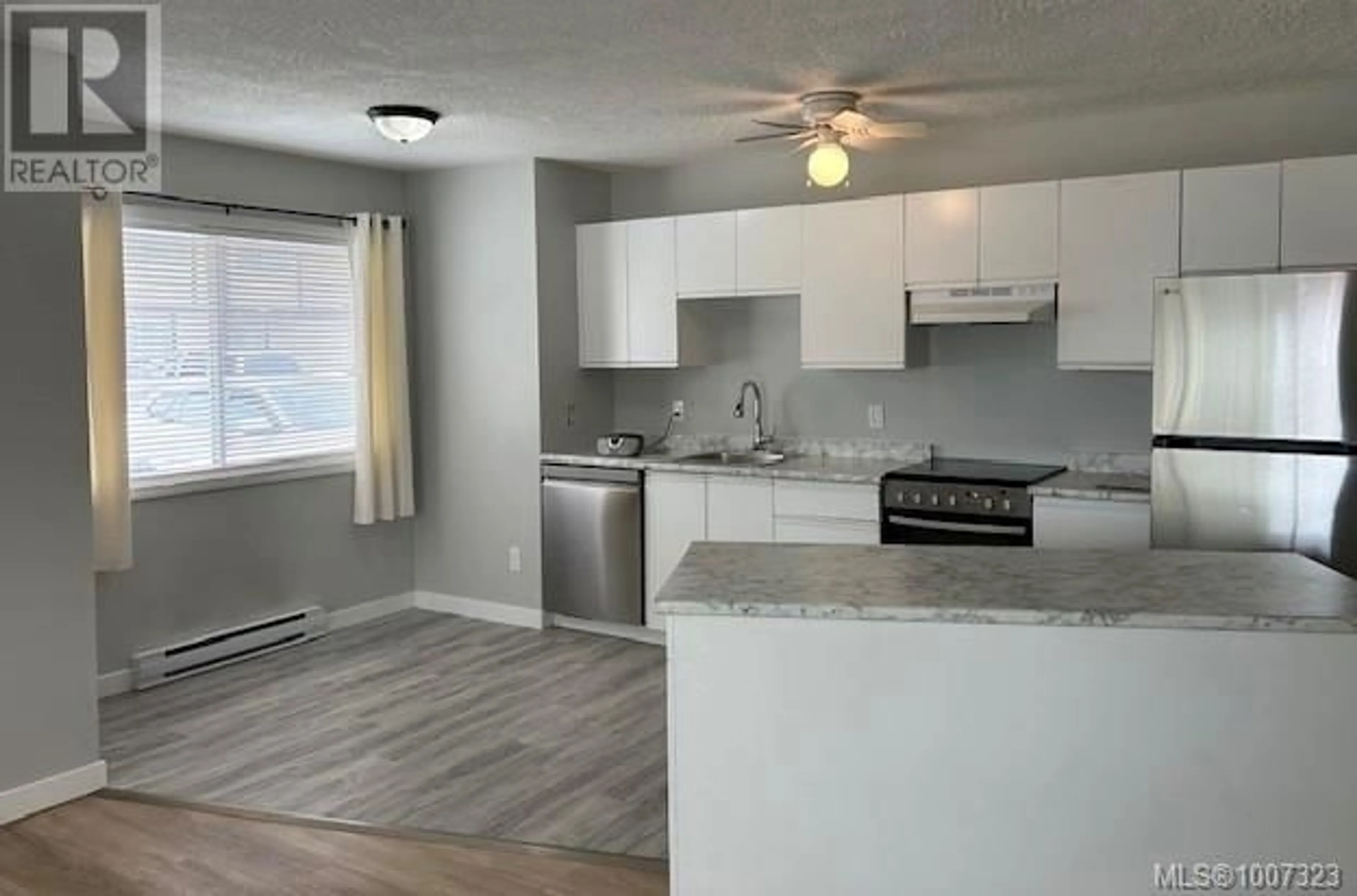 Open concept kitchen, unknown for 302 - 2525 DINGWALL STREET, Duncan British Columbia V9L2Y9