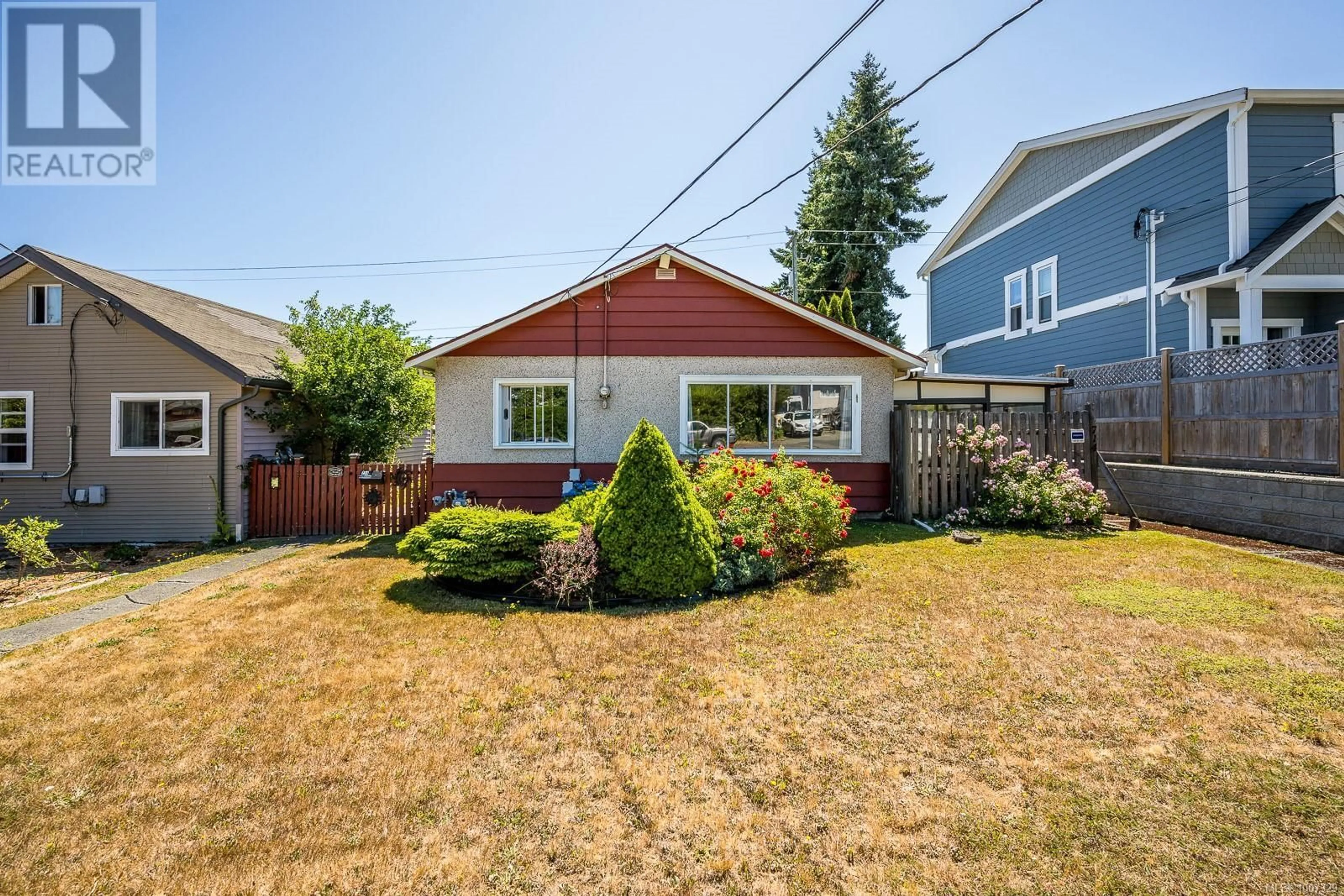 Unknown for 714 12TH STREET, Courtenay British Columbia V9N1V4