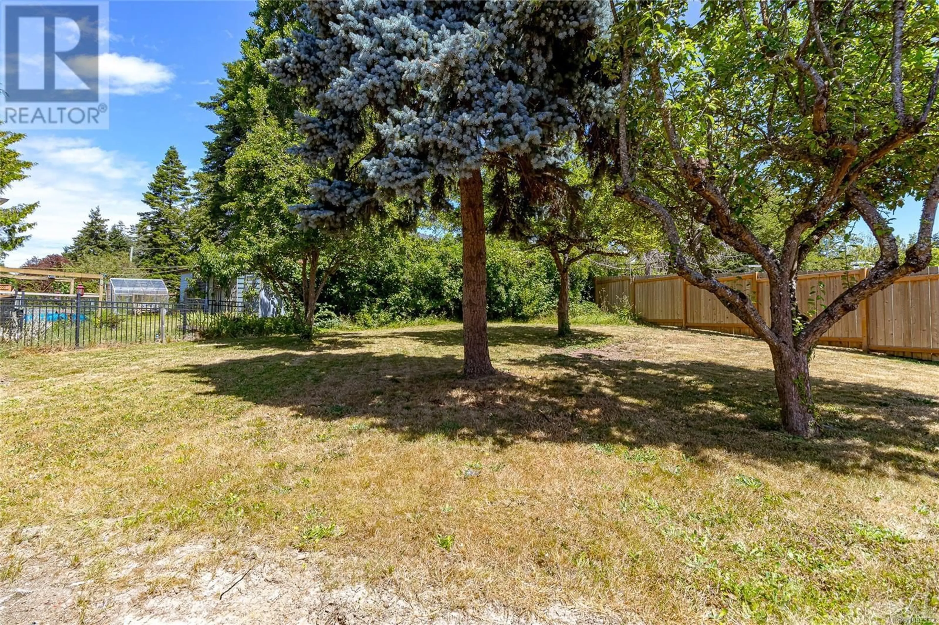 Unknown for 3665 RAYMOND STREET SOUTH, Saanich British Columbia V8Z4J9