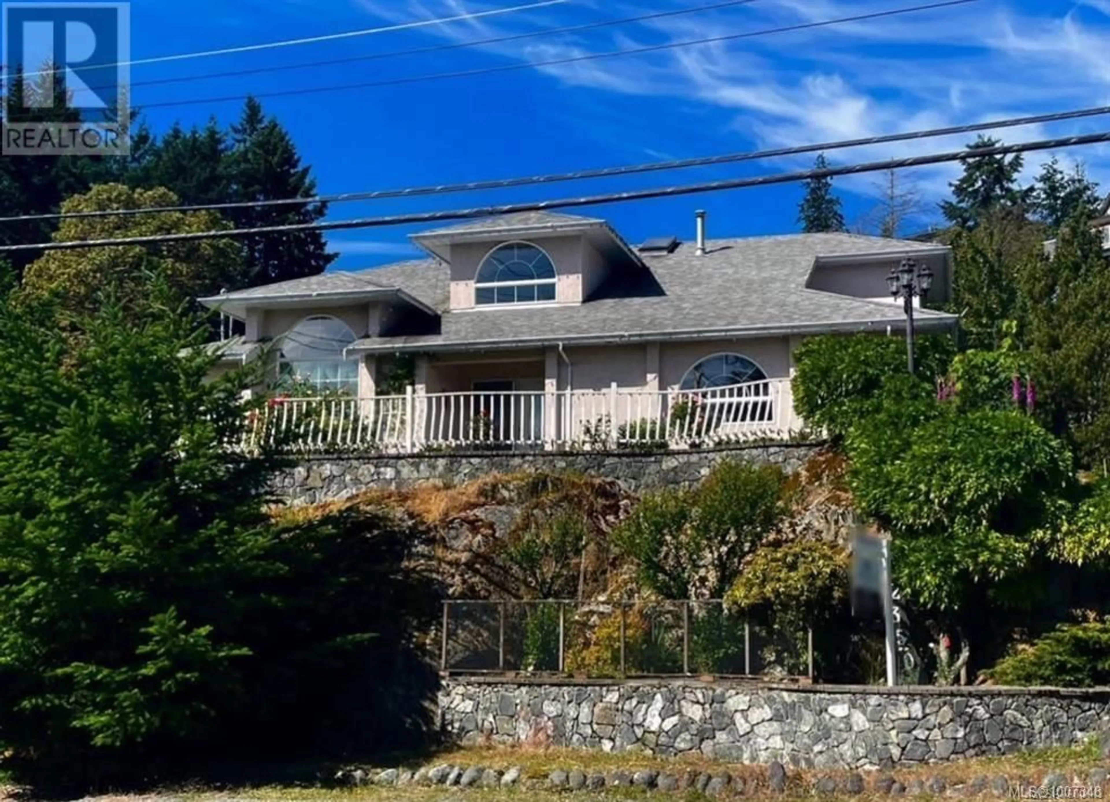 A pic from outside/outdoor area/front of a property/back of a property/a pic from drone, unknown for 2350 SETCHFIELD AVENUE, Langford British Columbia V8V5W1