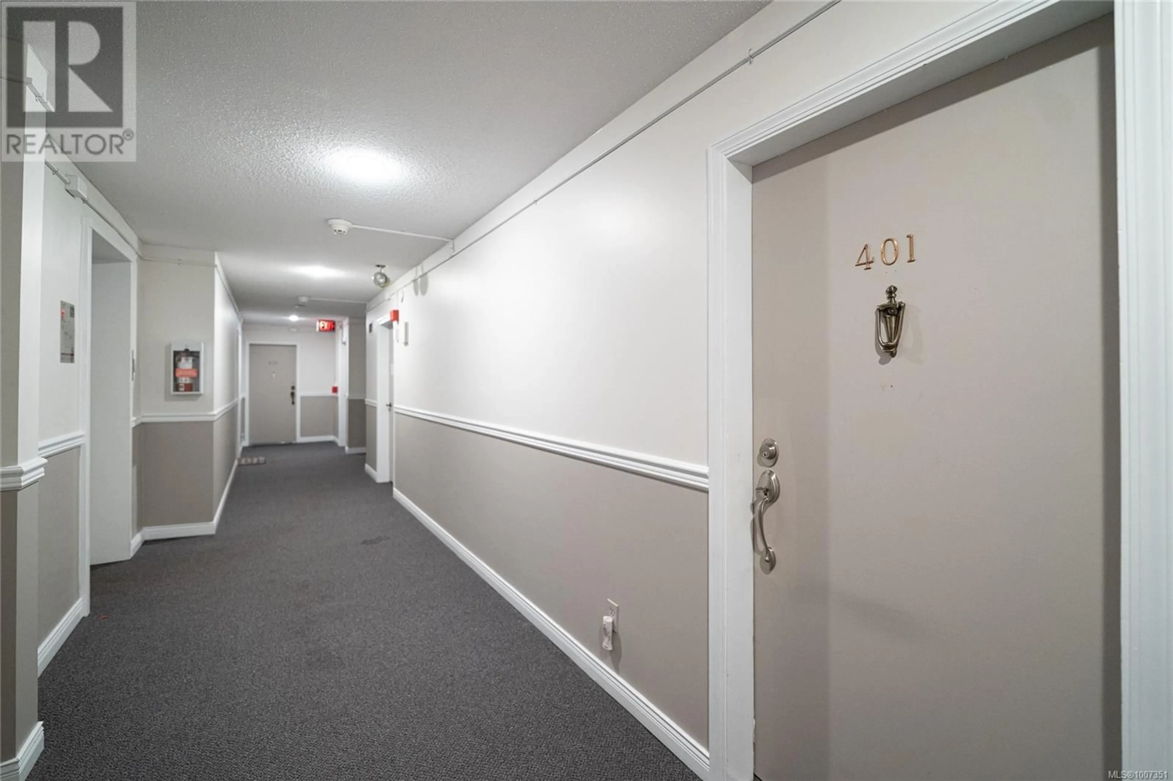 Unknown for 401 - 1188 YATES STREET, Victoria British Columbia V8V3M8