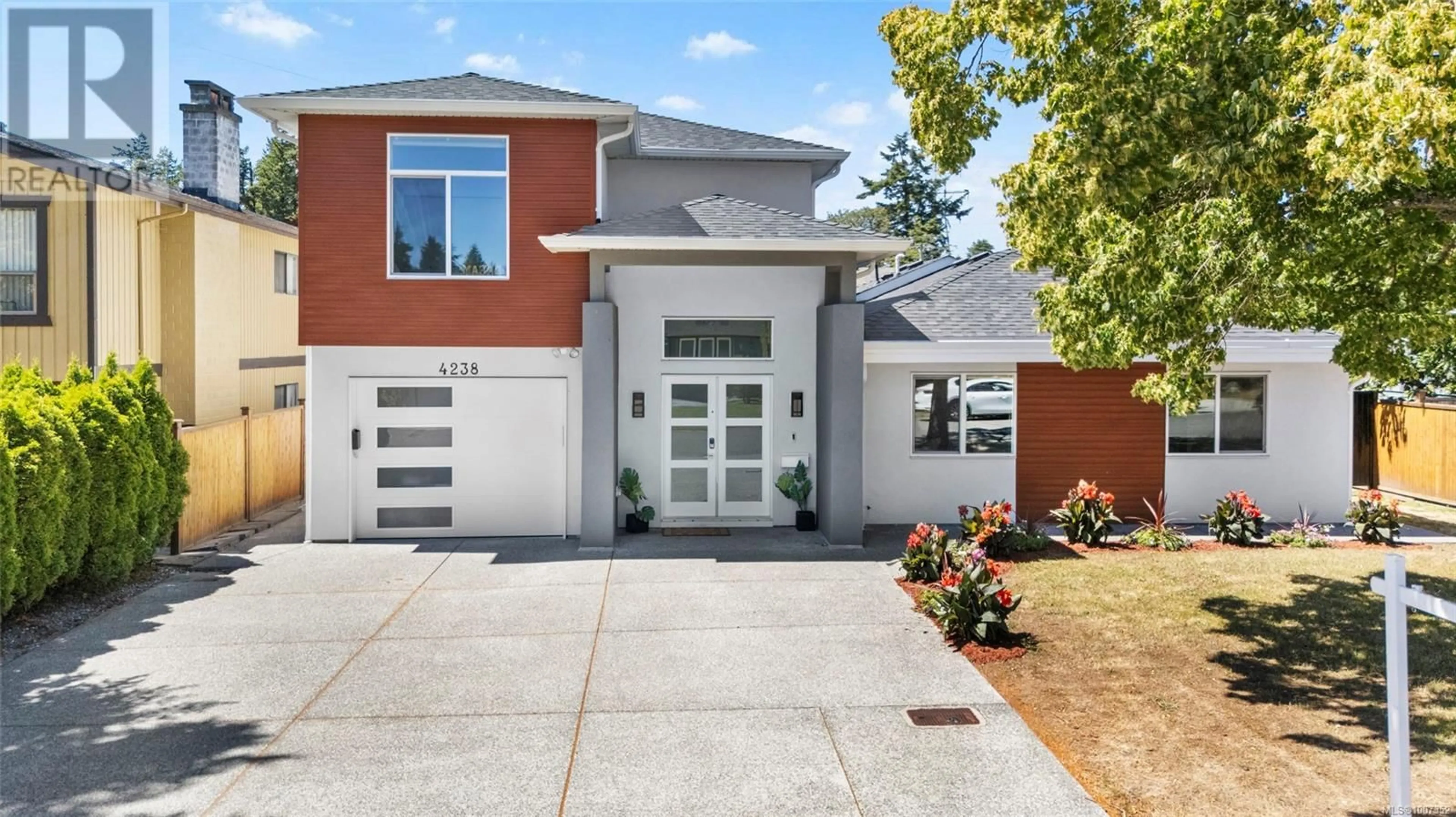 Home with brick exterior material, street for 4238 HAYDEN COURT, Saanich British Columbia V8Z6S2
