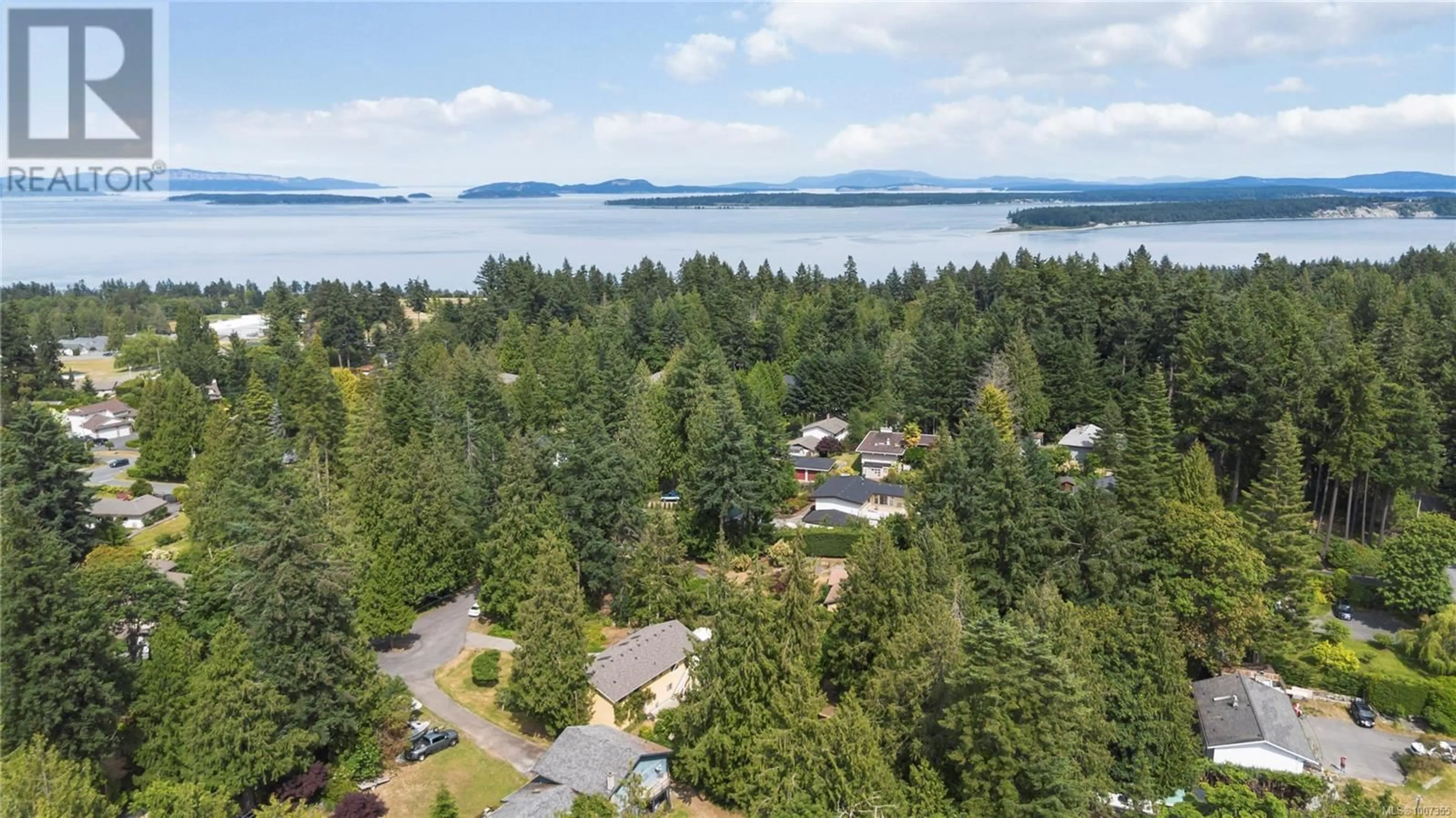 A pic from outside/outdoor area/front of a property/back of a property/a pic from drone, water/lake/river/ocean view for 1881 LLEWELLYN PLACE, North Saanich British Columbia V8L1G4