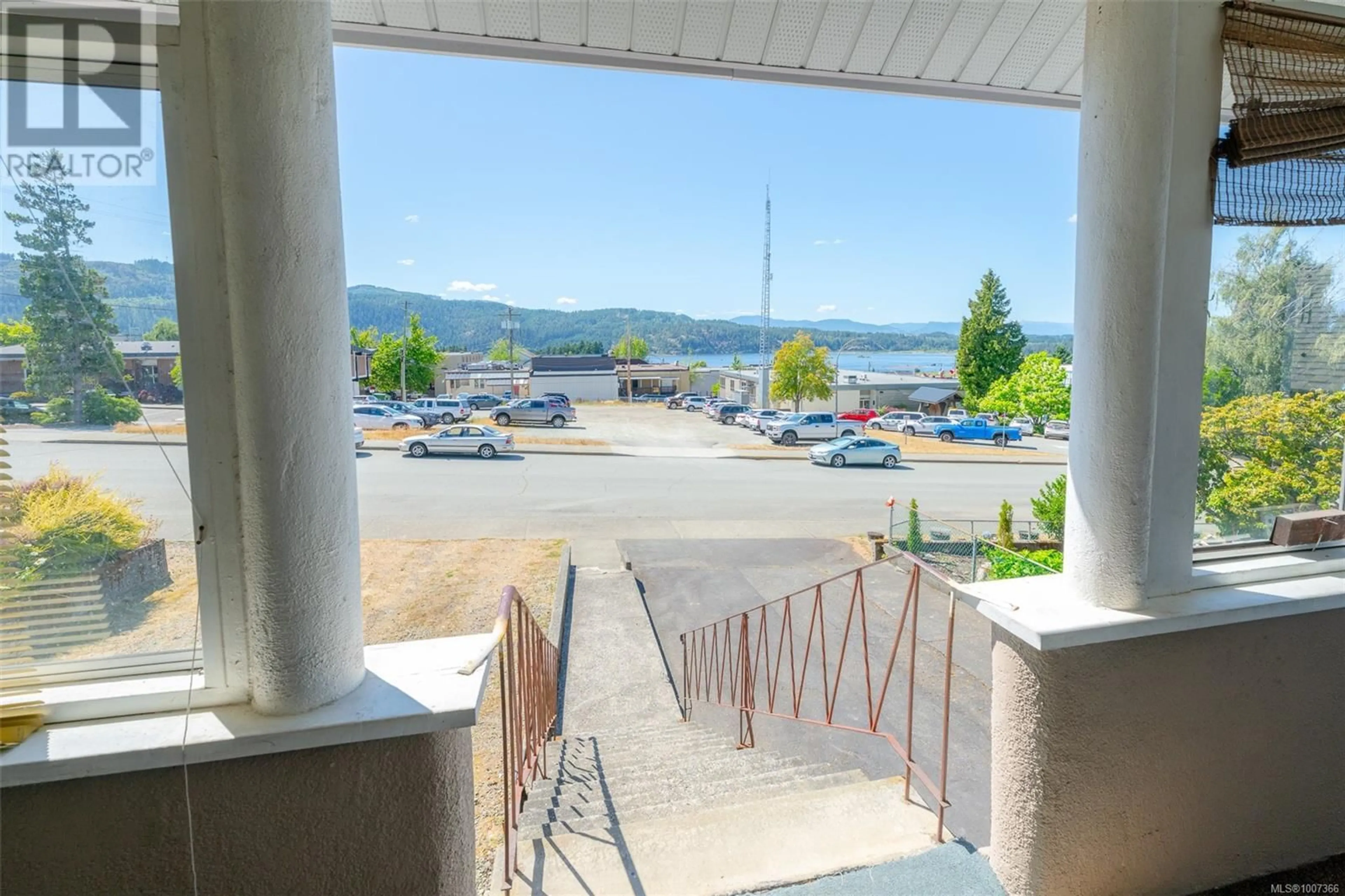 Patio, water/lake/river/ocean view for 3059 5TH AVENUE, Port Alberni British Columbia V9Y4K5
