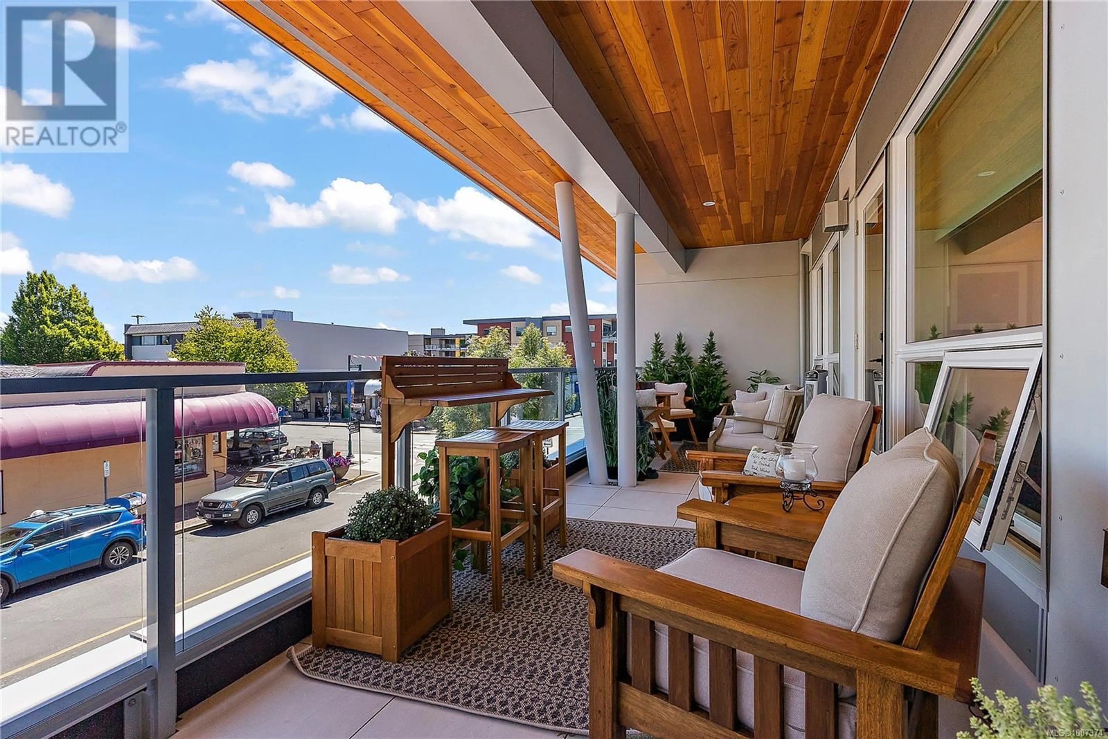 Patio, water/lake/river/ocean view for 202 - 9818 FOURTH STREET, Sidney British Columbia V8L1X4