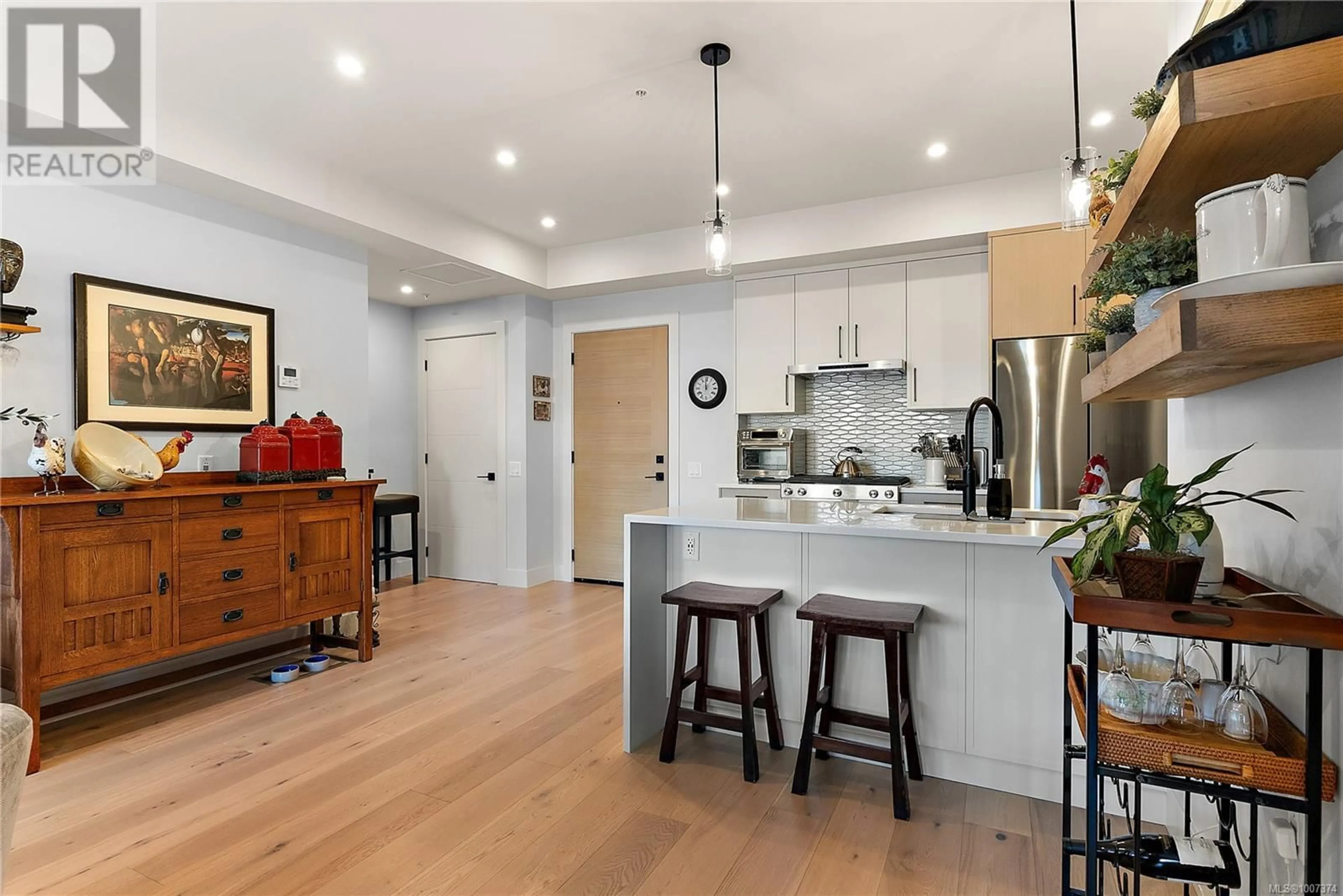 Open concept kitchen, unknown for 202 - 9818 FOURTH STREET, Sidney British Columbia V8L1X4