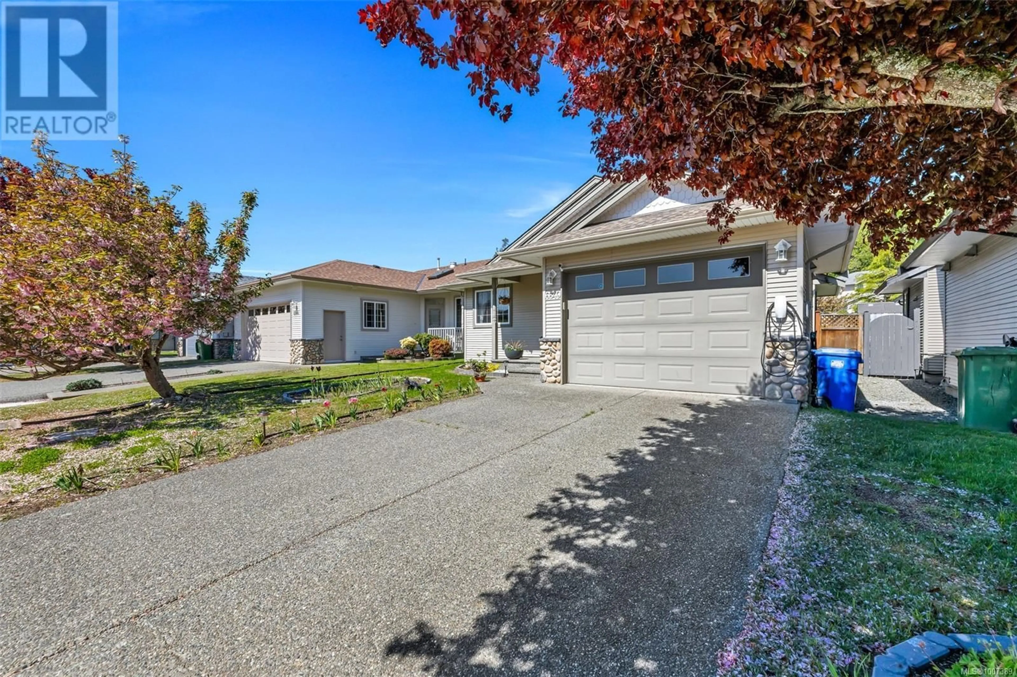 Home with vinyl exterior material, street for 6640 ACREMAN PLACE, Sooke British Columbia V9Z0V9