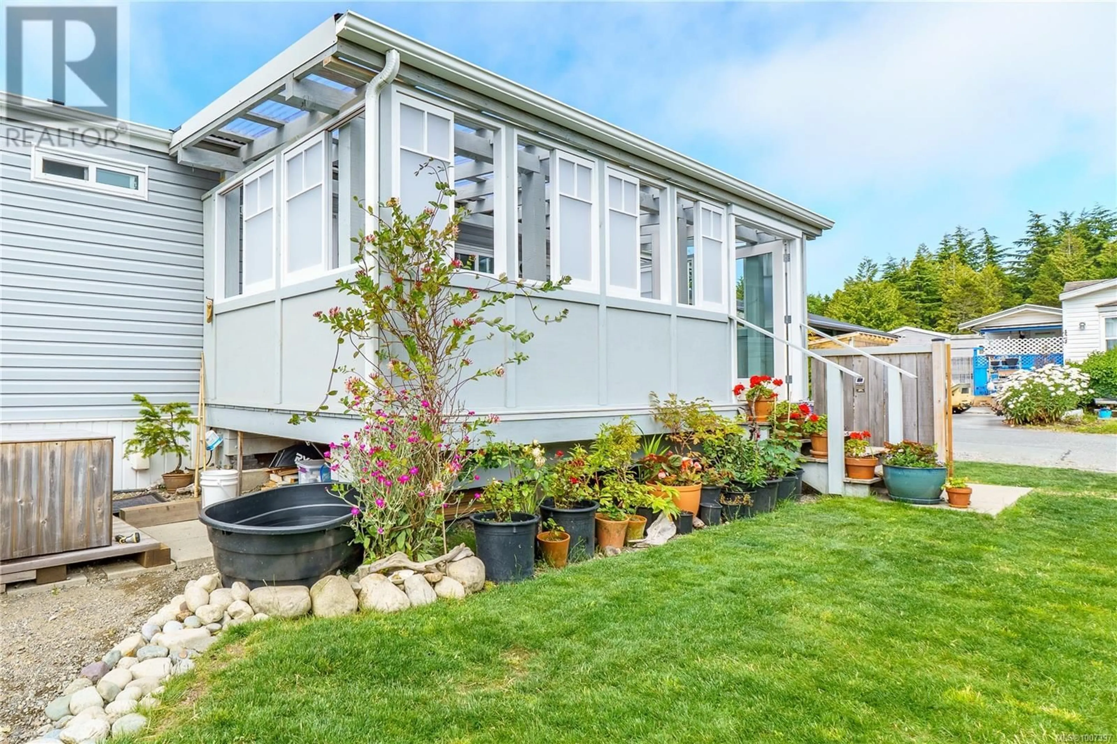 Shed for 423 HUMPBACK PLACE, Ucluelet British Columbia V0R3A0